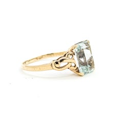 Anello vintage con acquamarina a forma di nastro in oro giallo 10k