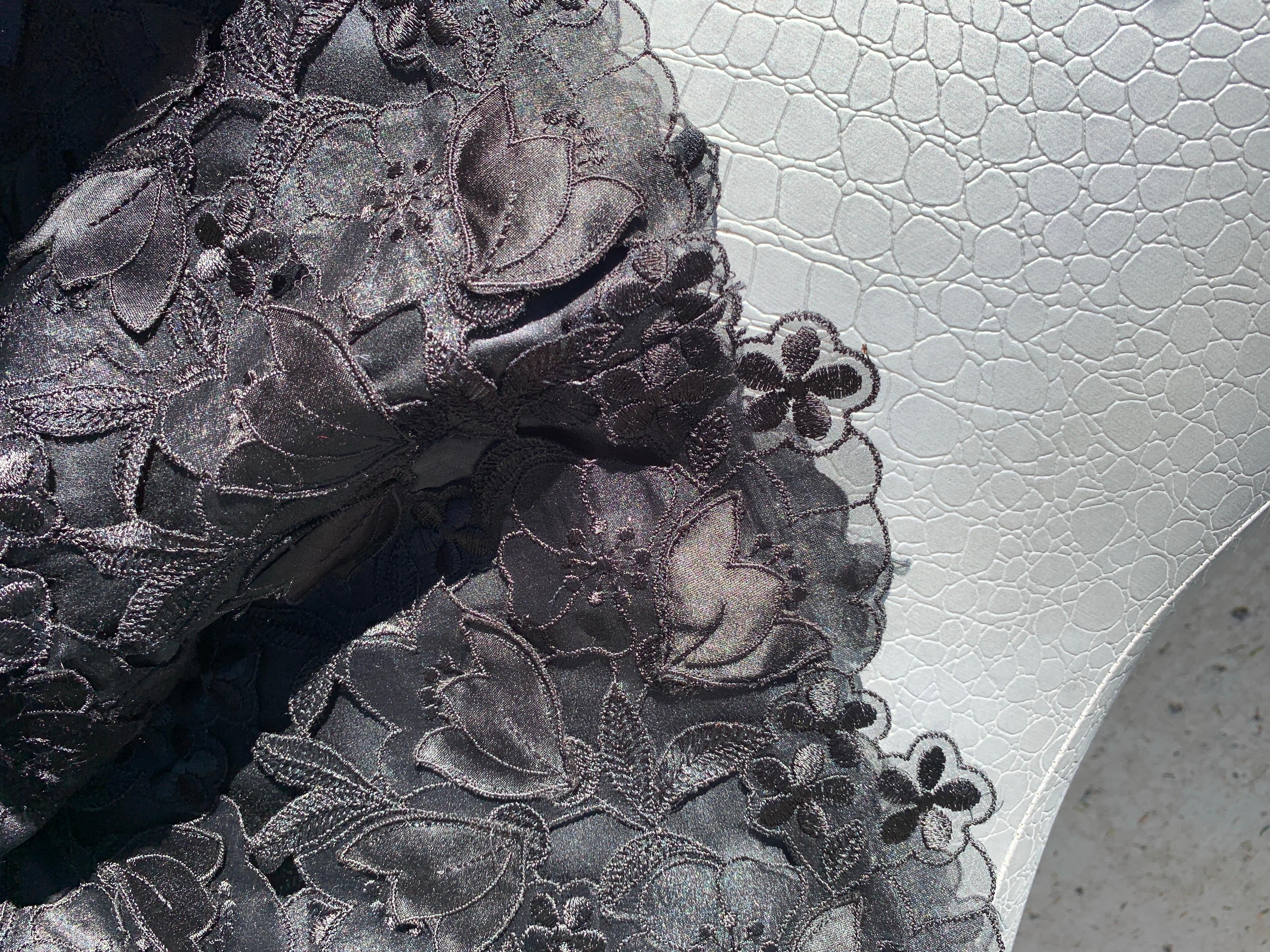 Vintage Ricco Antonio bestickt schwarzer Spitze Abend Dinner Anzug Größe 6/8 im Angebot 10