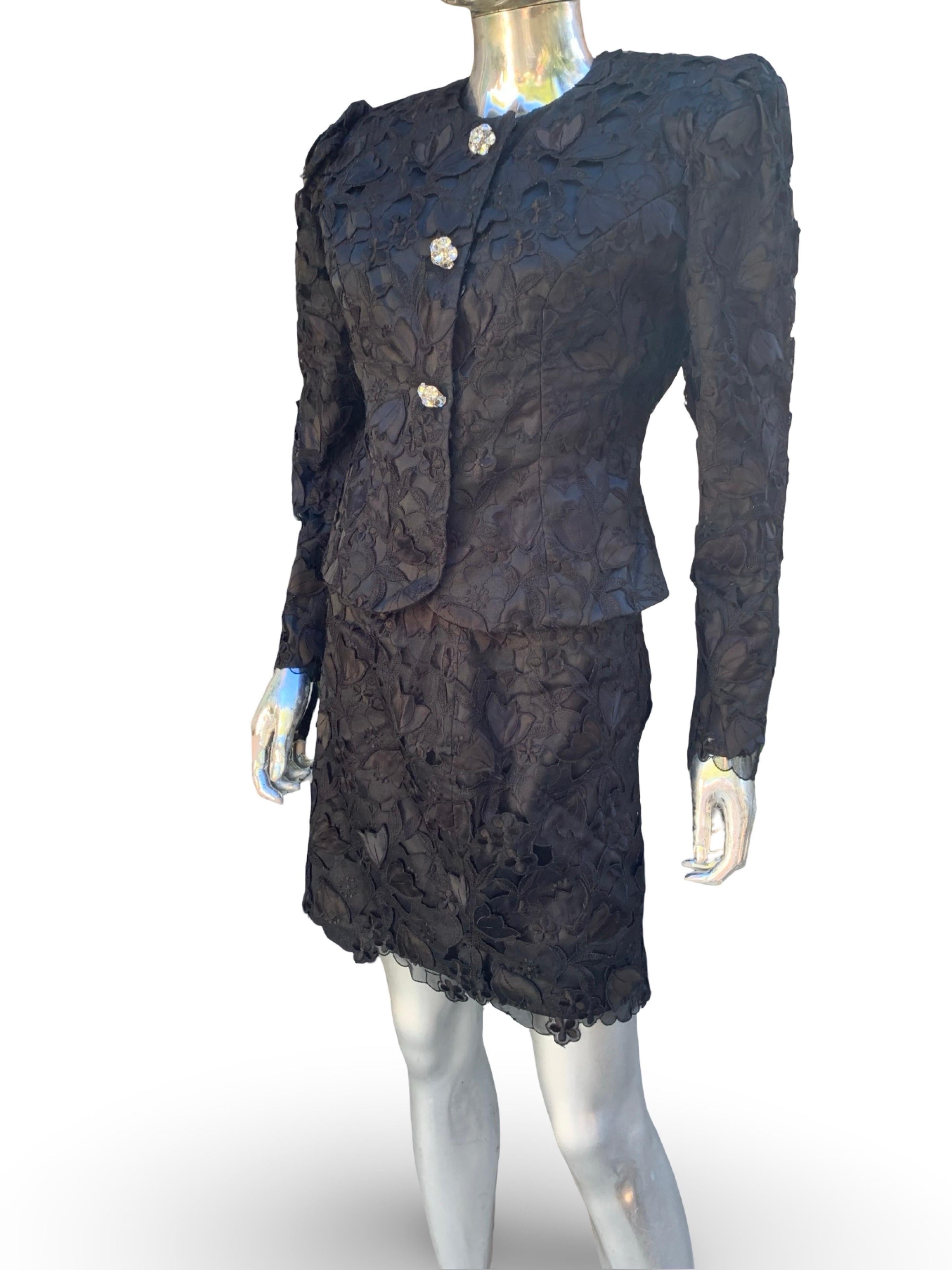 Vintage Ricco Antonio bestickt schwarzer Spitze Abend Dinner Anzug Größe 6/8 im Angebot 2