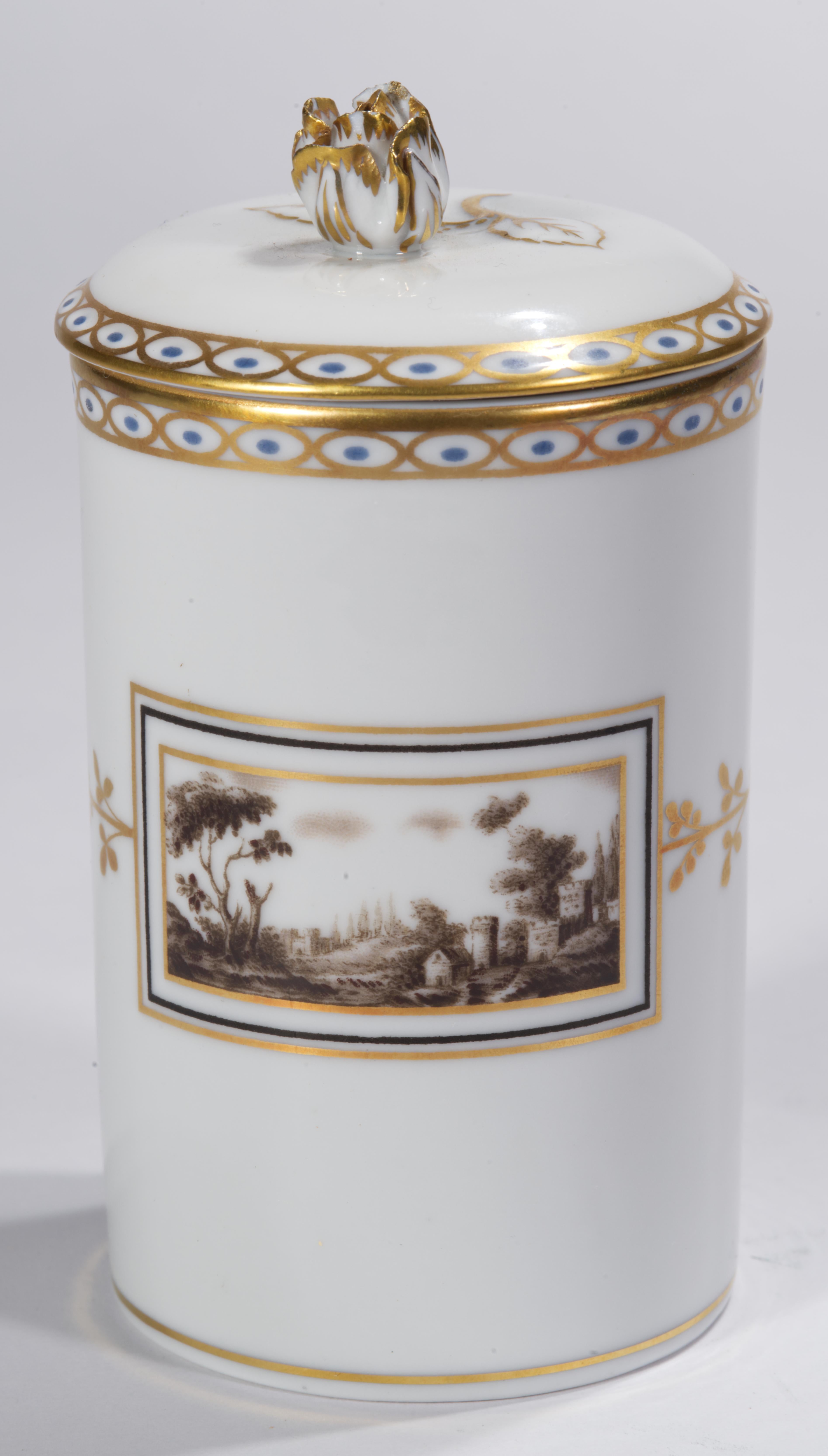 Italiano Scatola con coperchio in porcellana di Fiesole Richard Ginori d'epoca in vendita