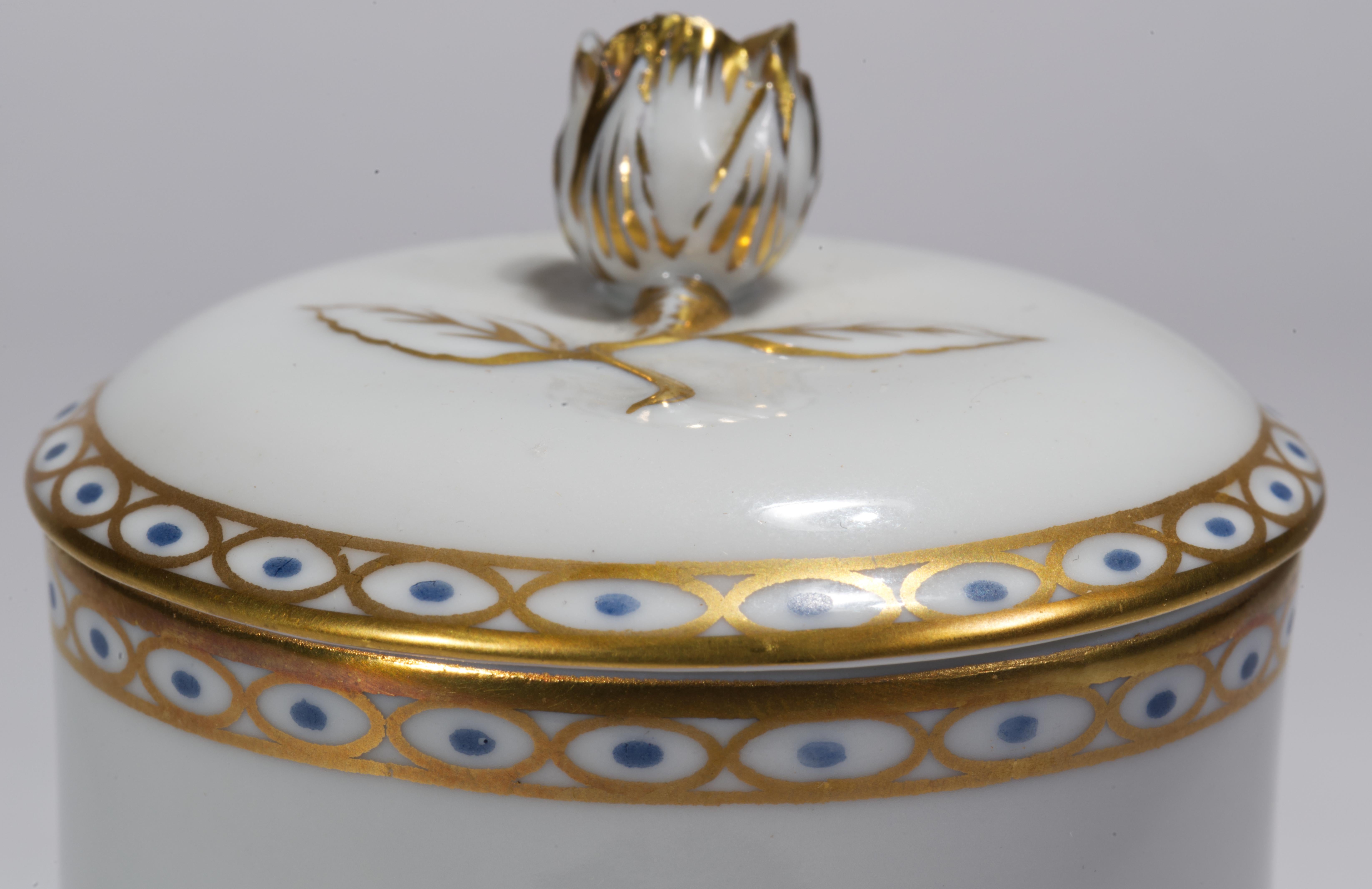XX secolo Scatola con coperchio in porcellana di Fiesole Richard Ginori d'epoca in vendita