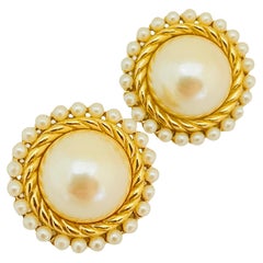 Vintage RICHELIEU gold faux pearl clip on designer earrings