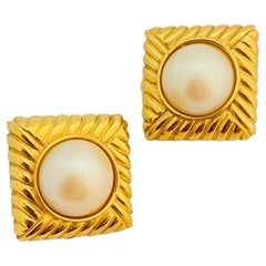 Vintage RICHELIEU gold pearl designer runway clip on earrings