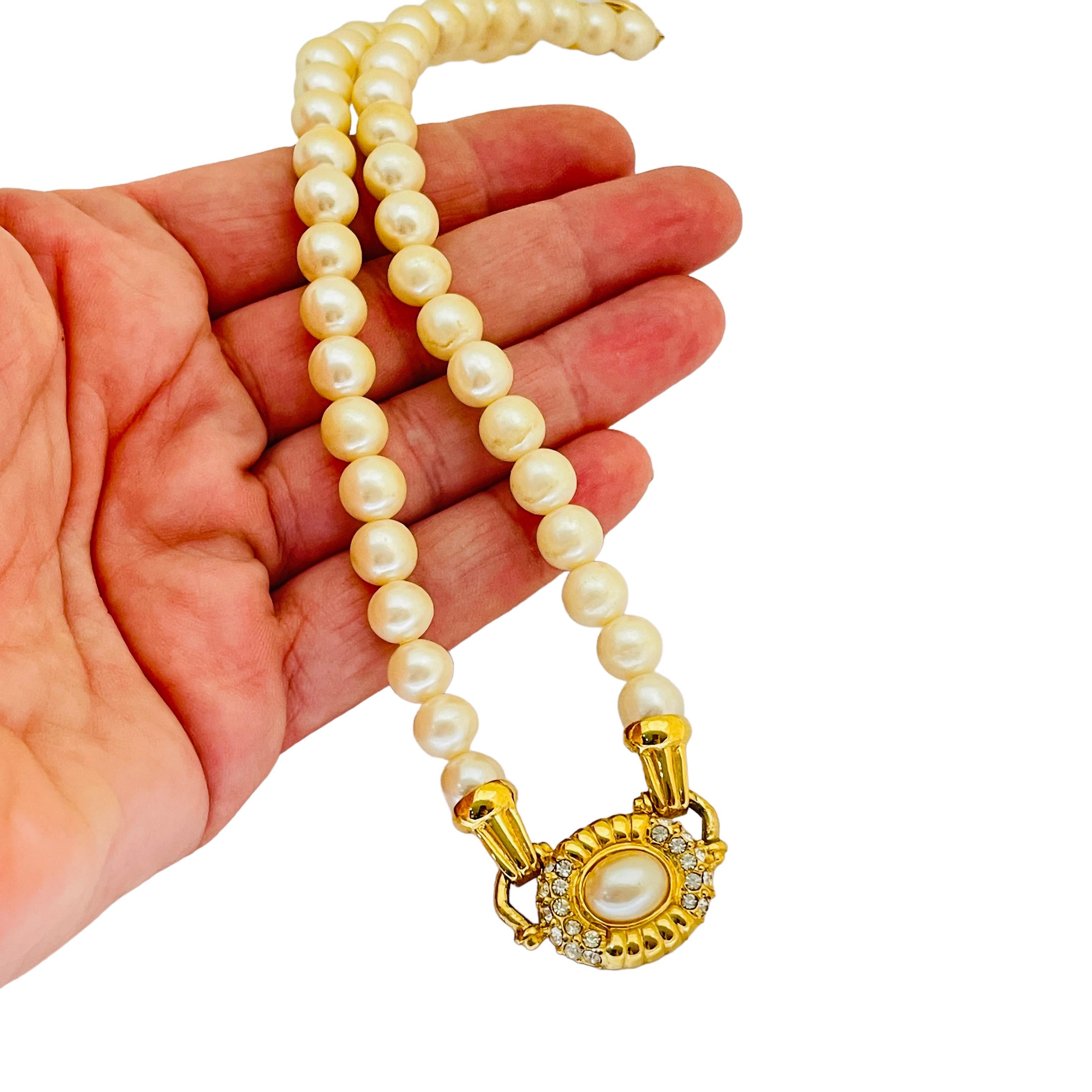 richelieu pearl necklace