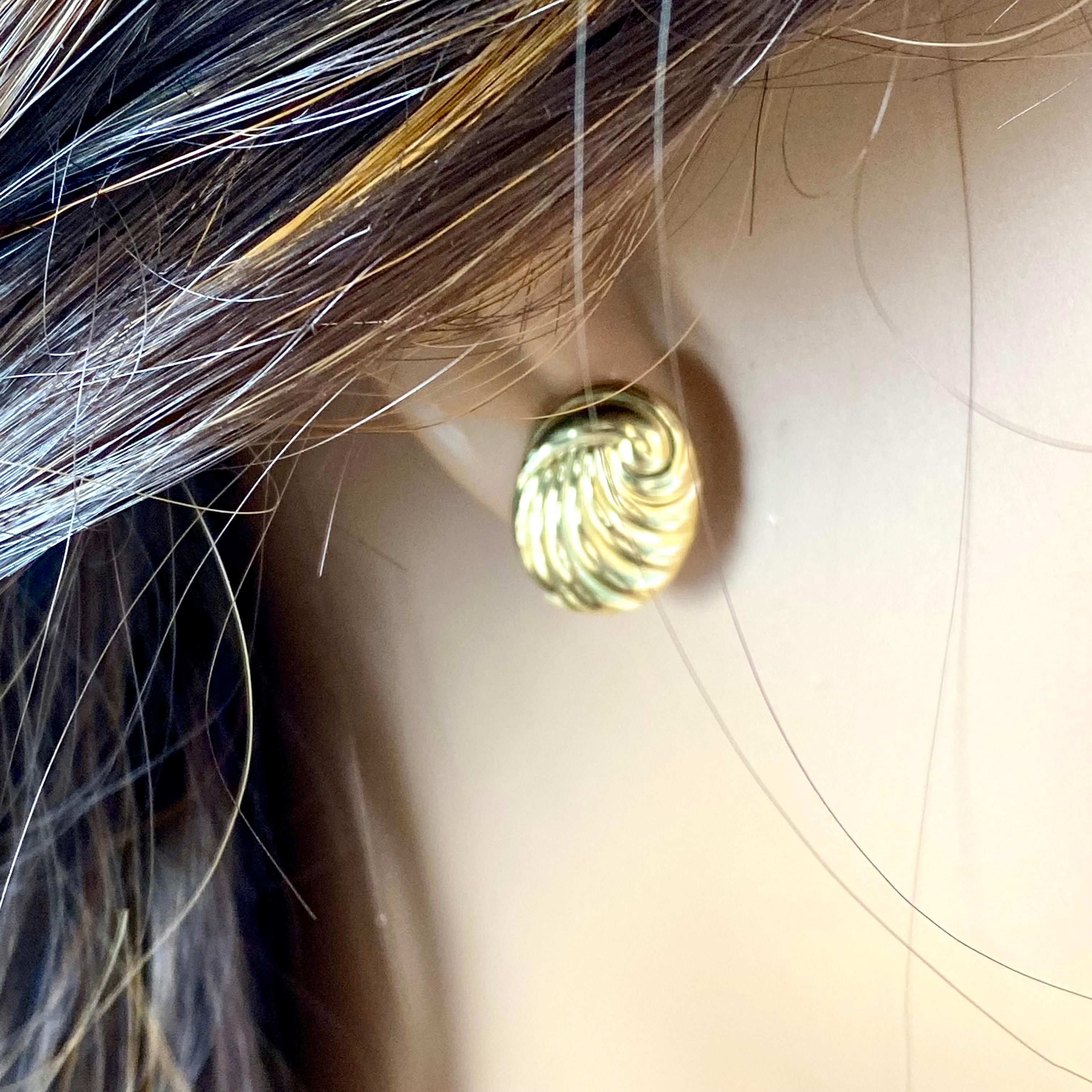 Women's Vintage Ridged Very Thin Foil 14 Karat Yellow Gold  0.60 Inch Long Earrings