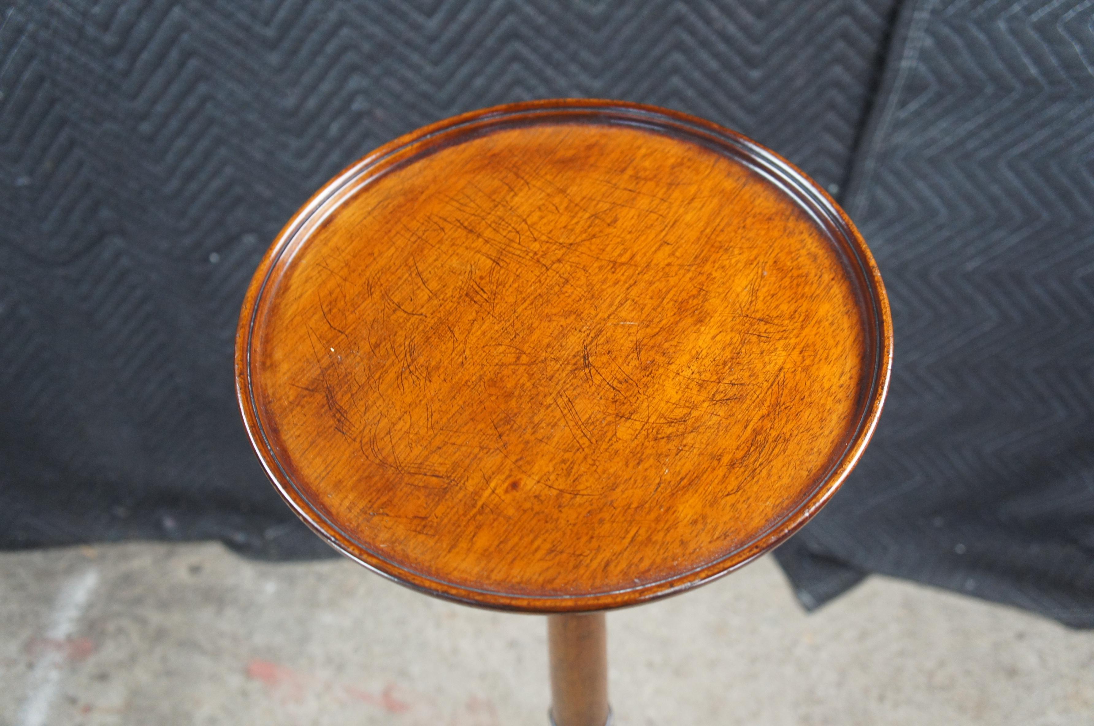 Vintage Riffemoor Inc English Regency Style Solid Mahogany Plant Candle Stand In Good Condition For Sale In Dayton, OH