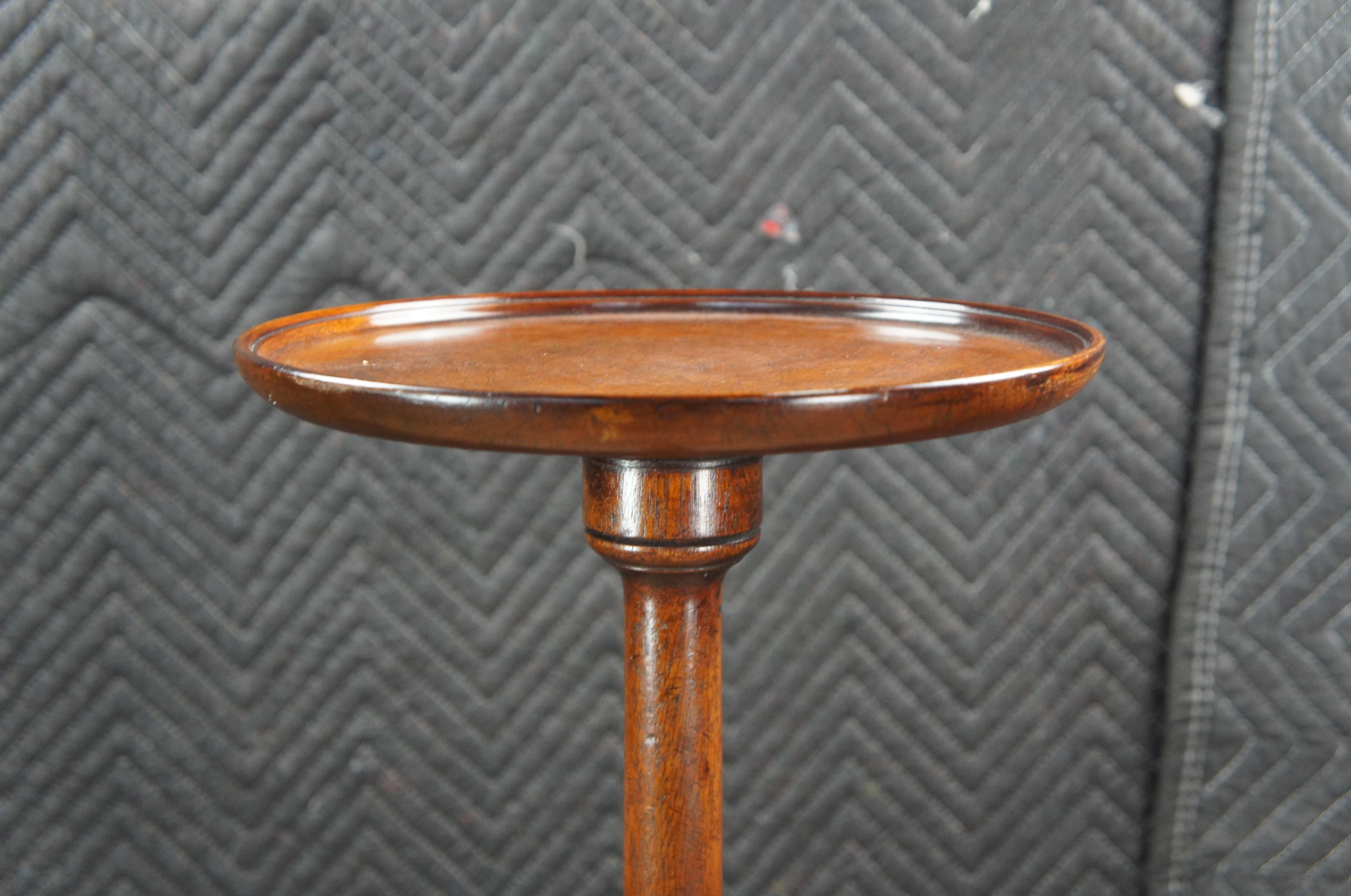 20th Century Vintage Riffemoor Inc English Regency Style Solid Mahogany Plant Candle Stand For Sale