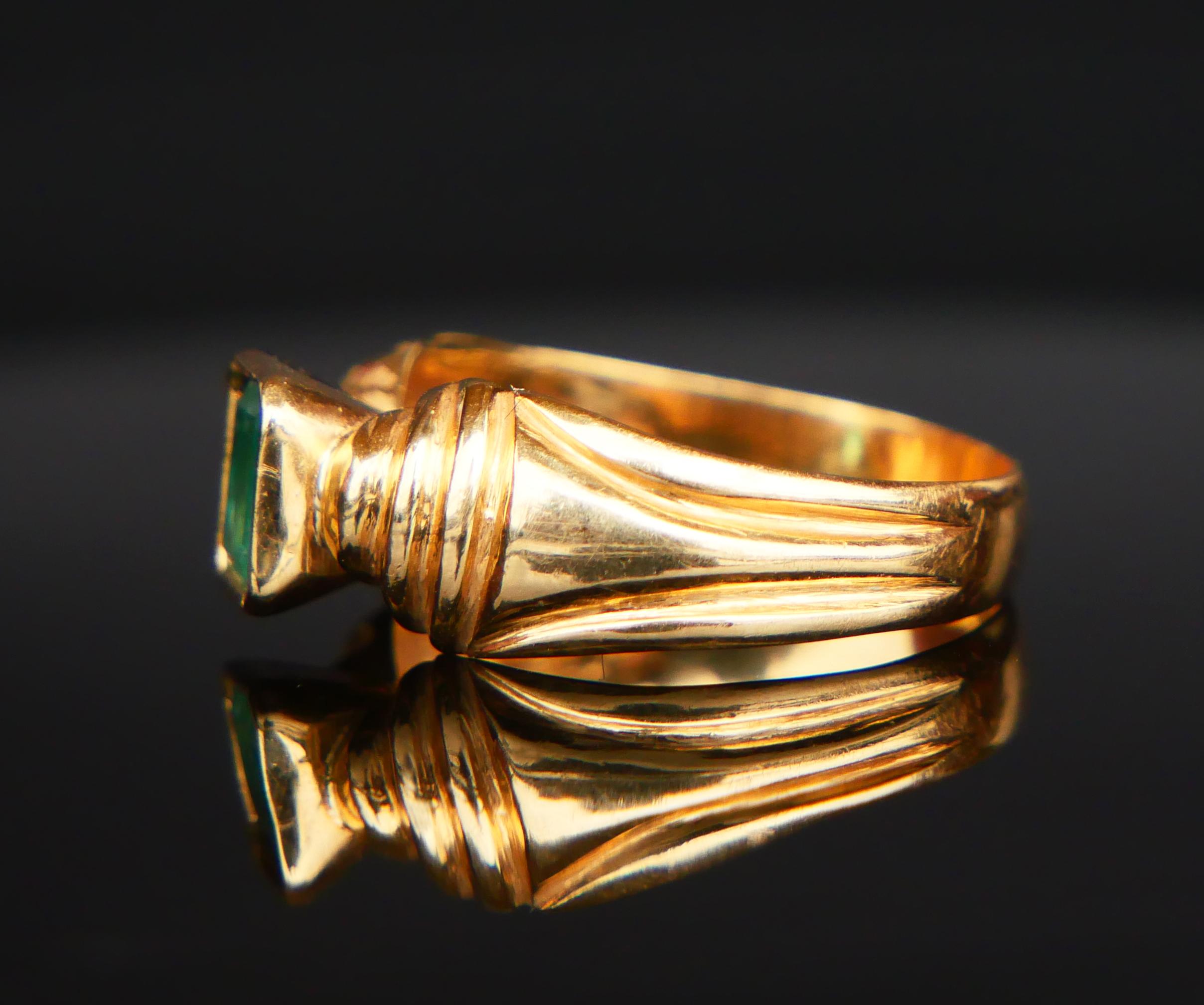 Vintage Ring 0.85ct Smaragd massiv 18K Gelbgold Ø US7 / 3.7gr Damen im Angebot