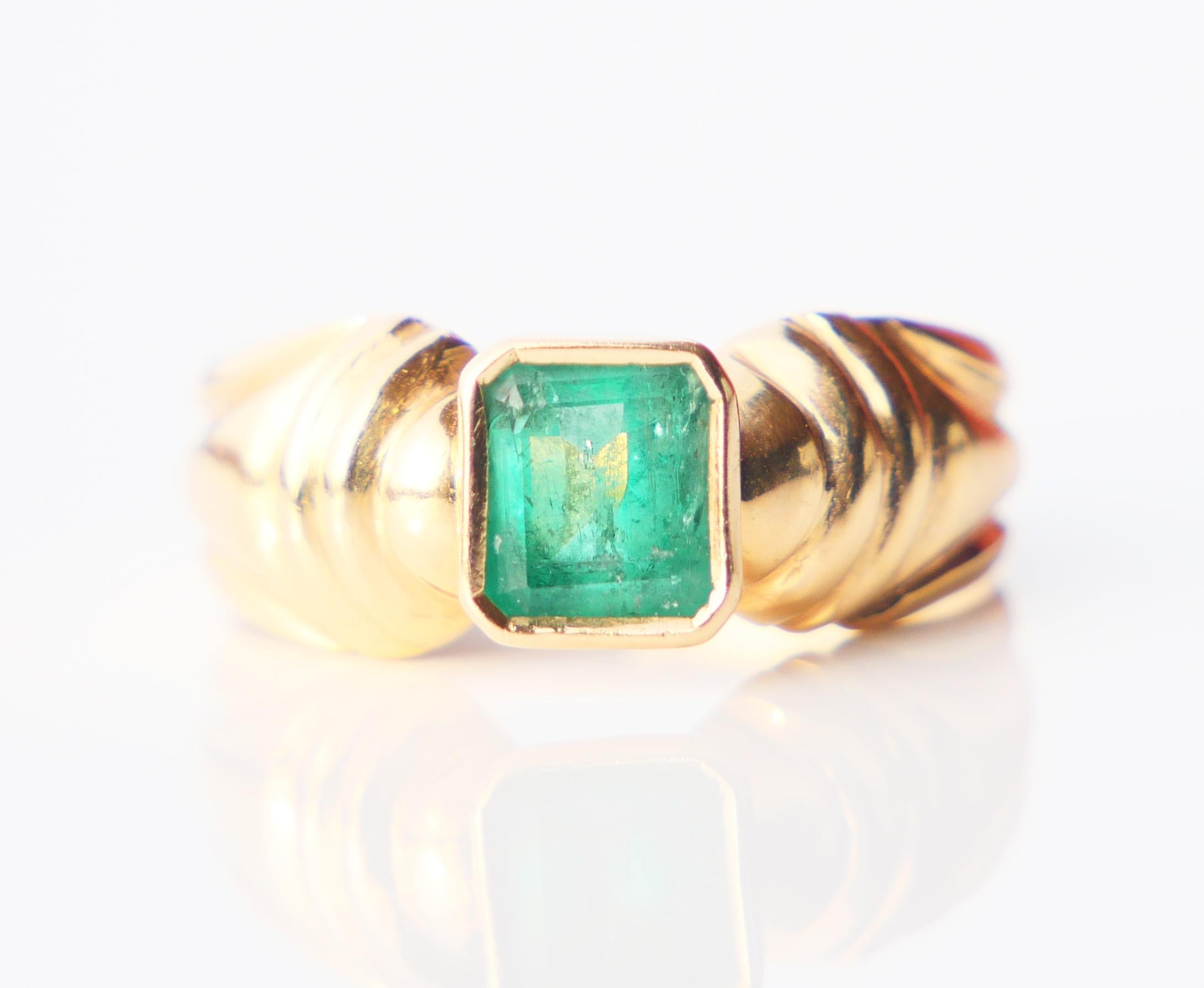 Vintage Ring 0.85ct Smaragd massiv 18K Gelbgold Ø US7 / 3.7gr im Angebot 4