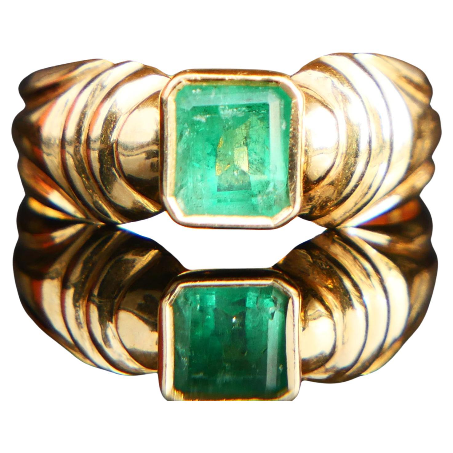 Vintage Ring 0.85ct Emerald solid 18K Yellow Gold Ø US7 / 3.7gr For Sale