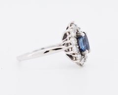 Vintage Ring 18-Carat Gold, Natural Sapphire and Diamonds - Circa 1970