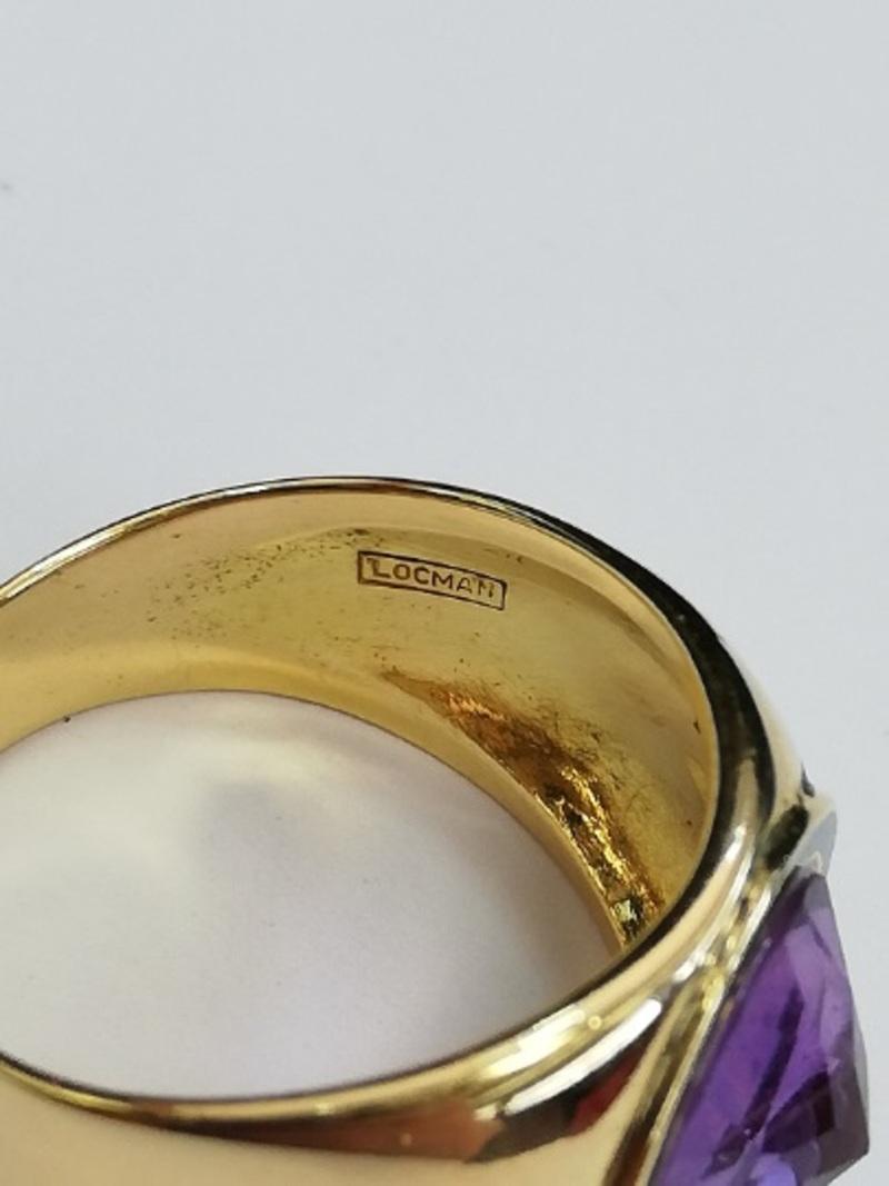 Vintage Ring Big Central Amethyst, 18 Karat Yellow Gold For Sale 2