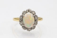 Bague vintage avec opale et diamants, Grande-Bretagne, années 1960
