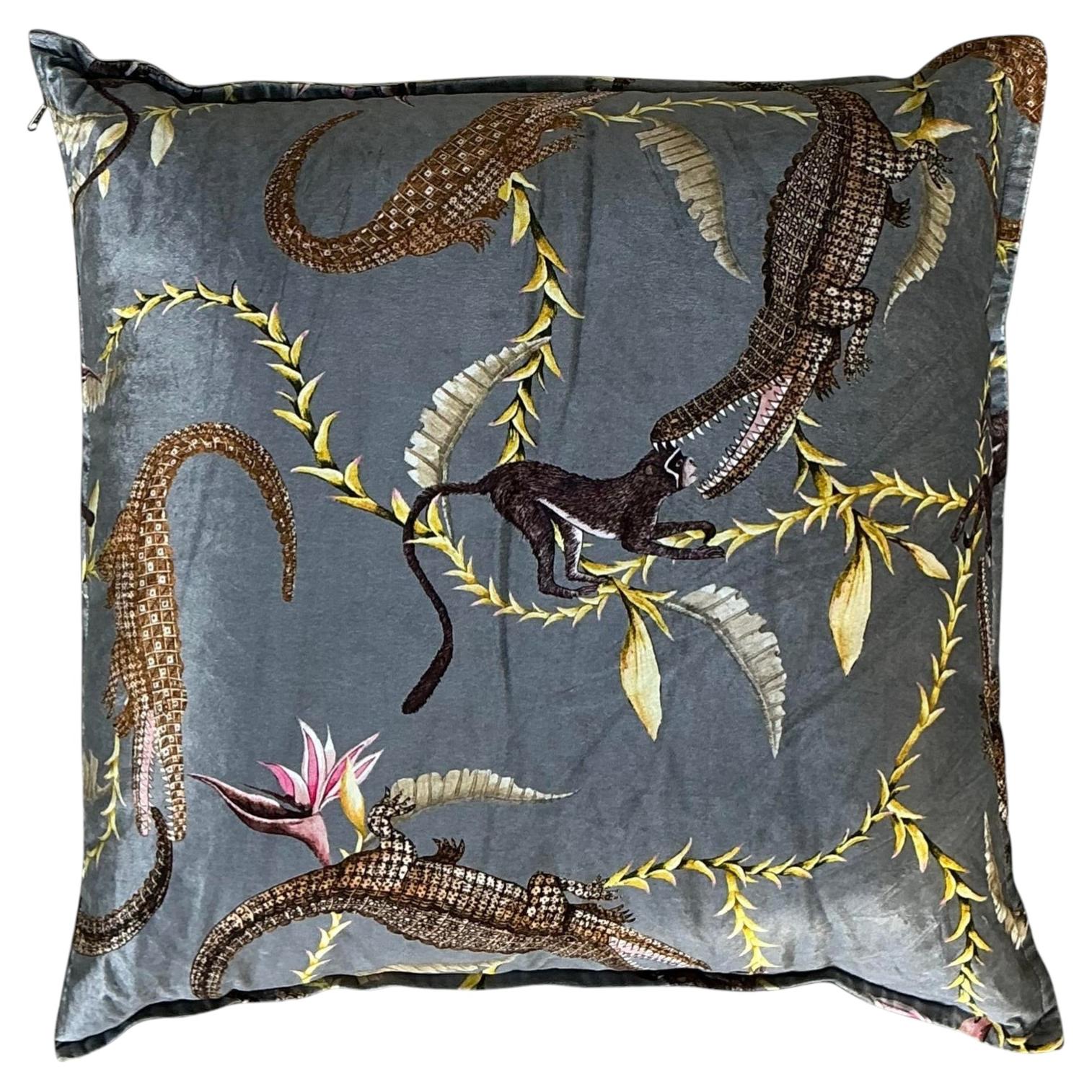 Oreiller en velours imprimé Vintage River Chase