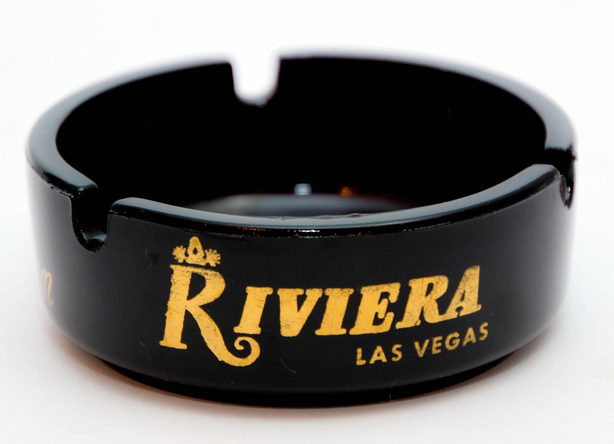 Americano Vintage Riviera Las Vegas Dino's Den Delmonico Posacenere in vetro nero anni '50 in vendita