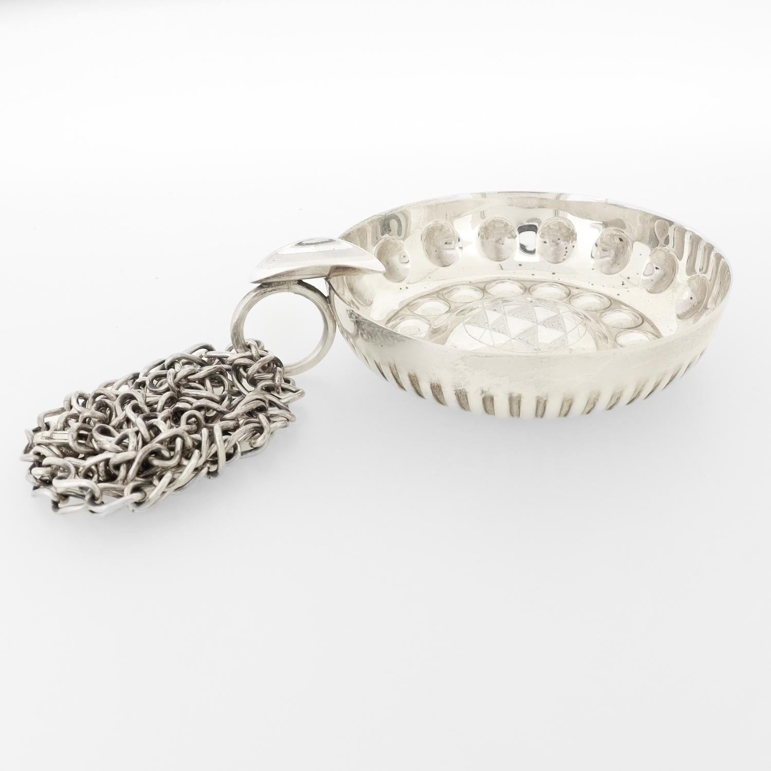 Vintage RM Villa Mexican Sterling Silver Tastevin or Wine Tasting Cup For Sale 1