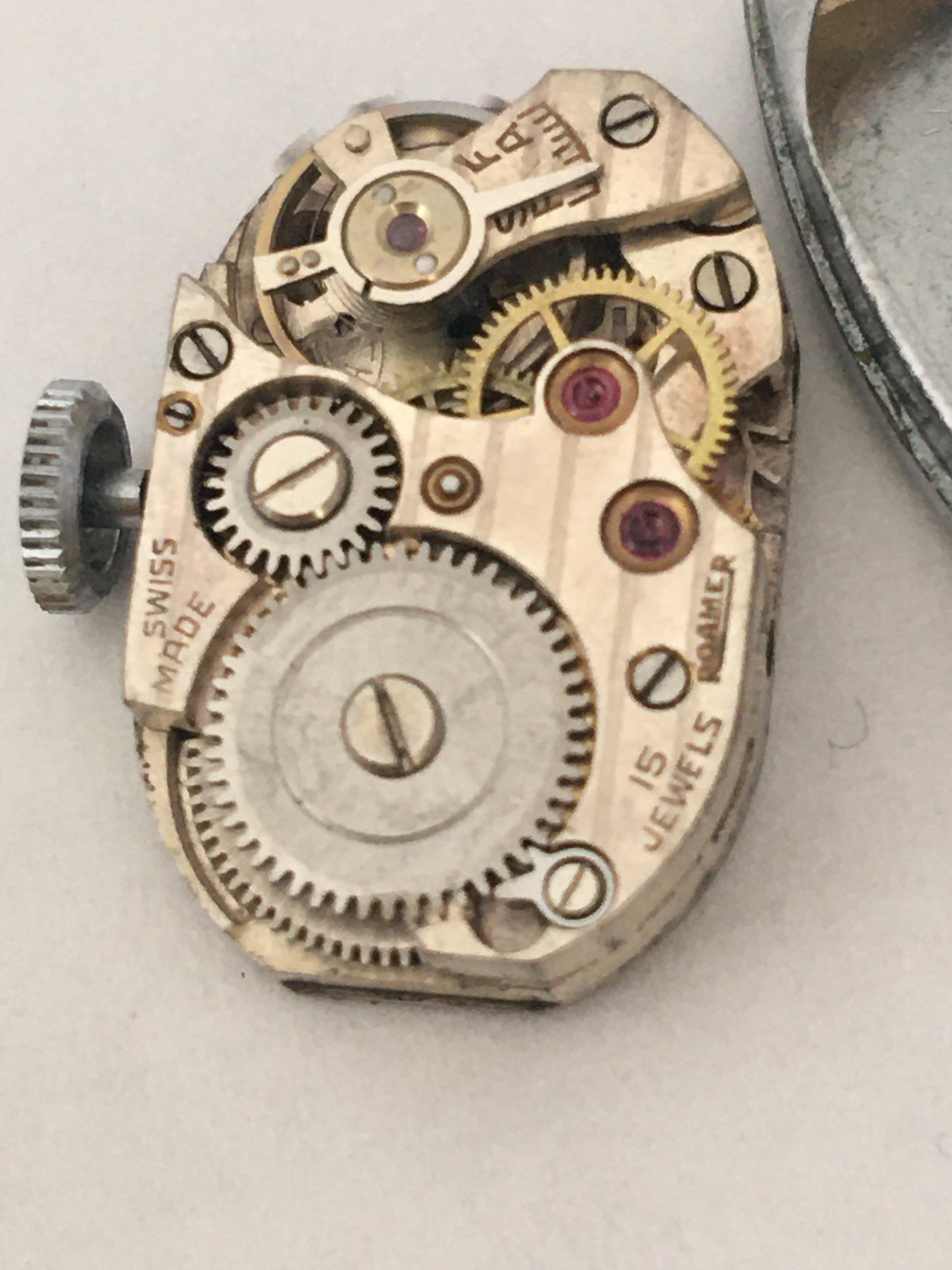 Vintage Roamer Ladies Mechanical Watch For Sale 3