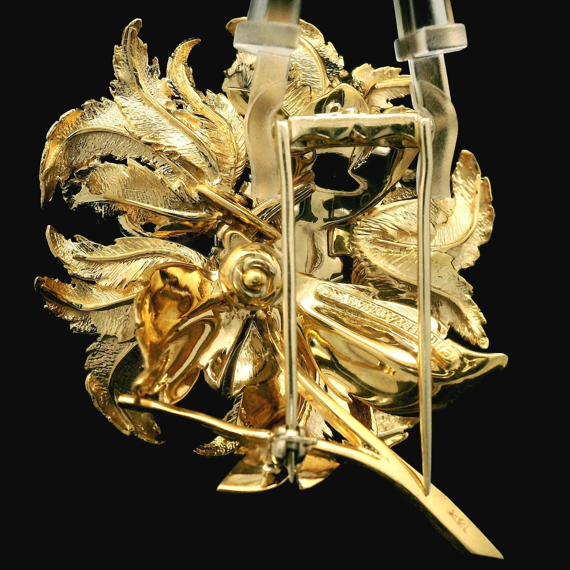 Vintage Robert Altman 14k Yellow Gold Fiery Diamond Blossoming Flower Brooch In Excellent Condition In Montclair, NJ
