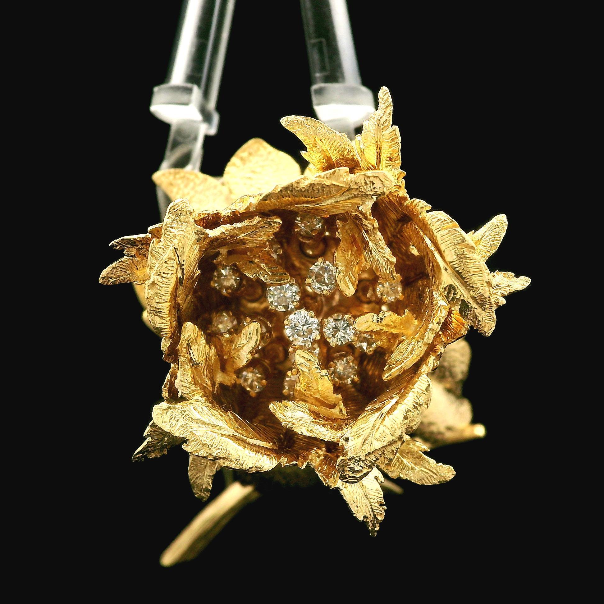 Vintage Robert Altman 14k Yellow Gold Fiery Diamond Blossoming Flower Brooch 4
