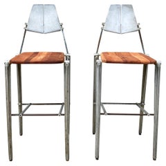 Paire de tabourets de bar vintage Robert Josten en aluminium moulé sculpté des années 1980