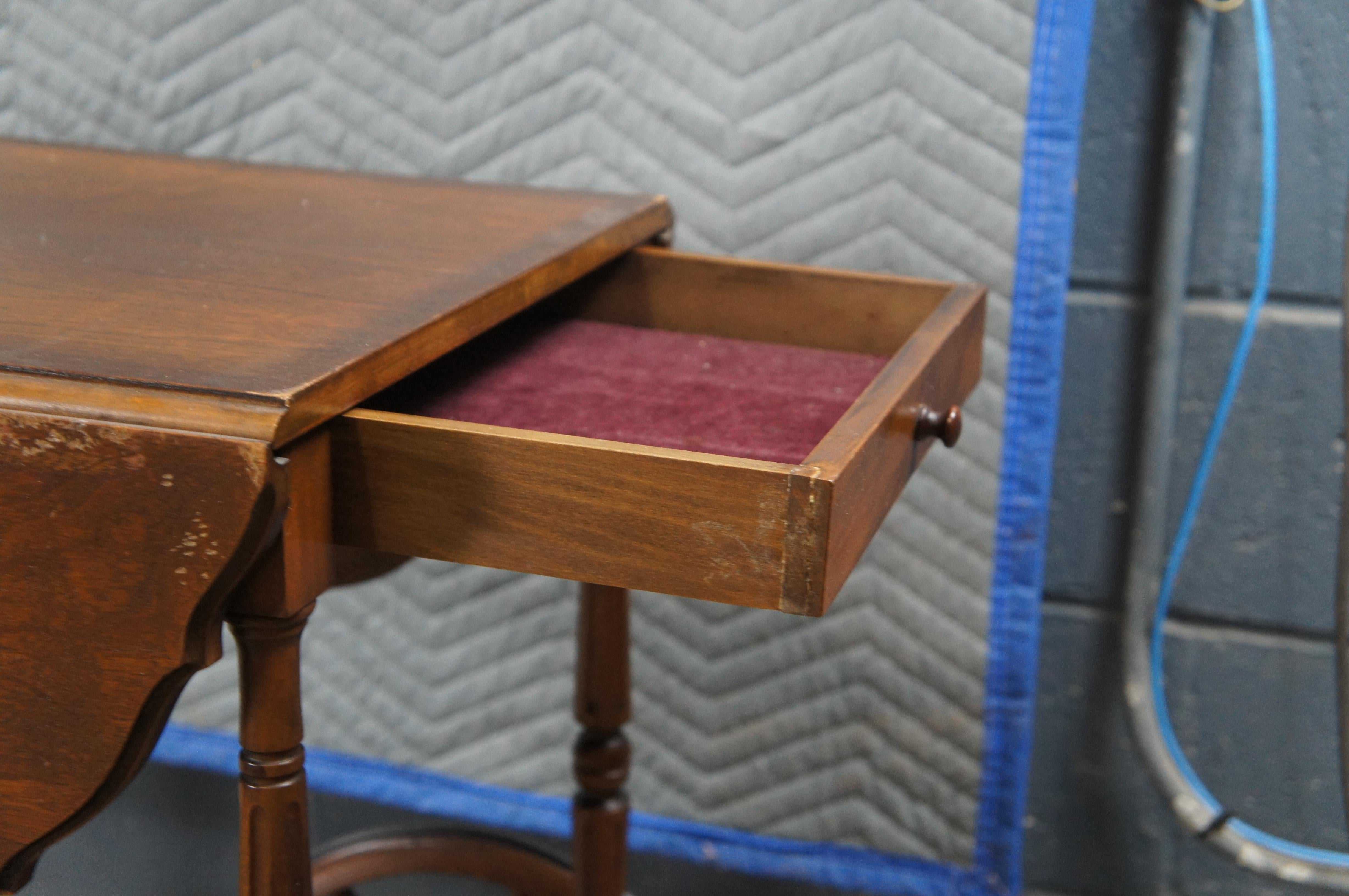 Vintage Robert Mitchell Walnut Dropleaf Rolling Bar Cart Tray Table Server For Sale 6