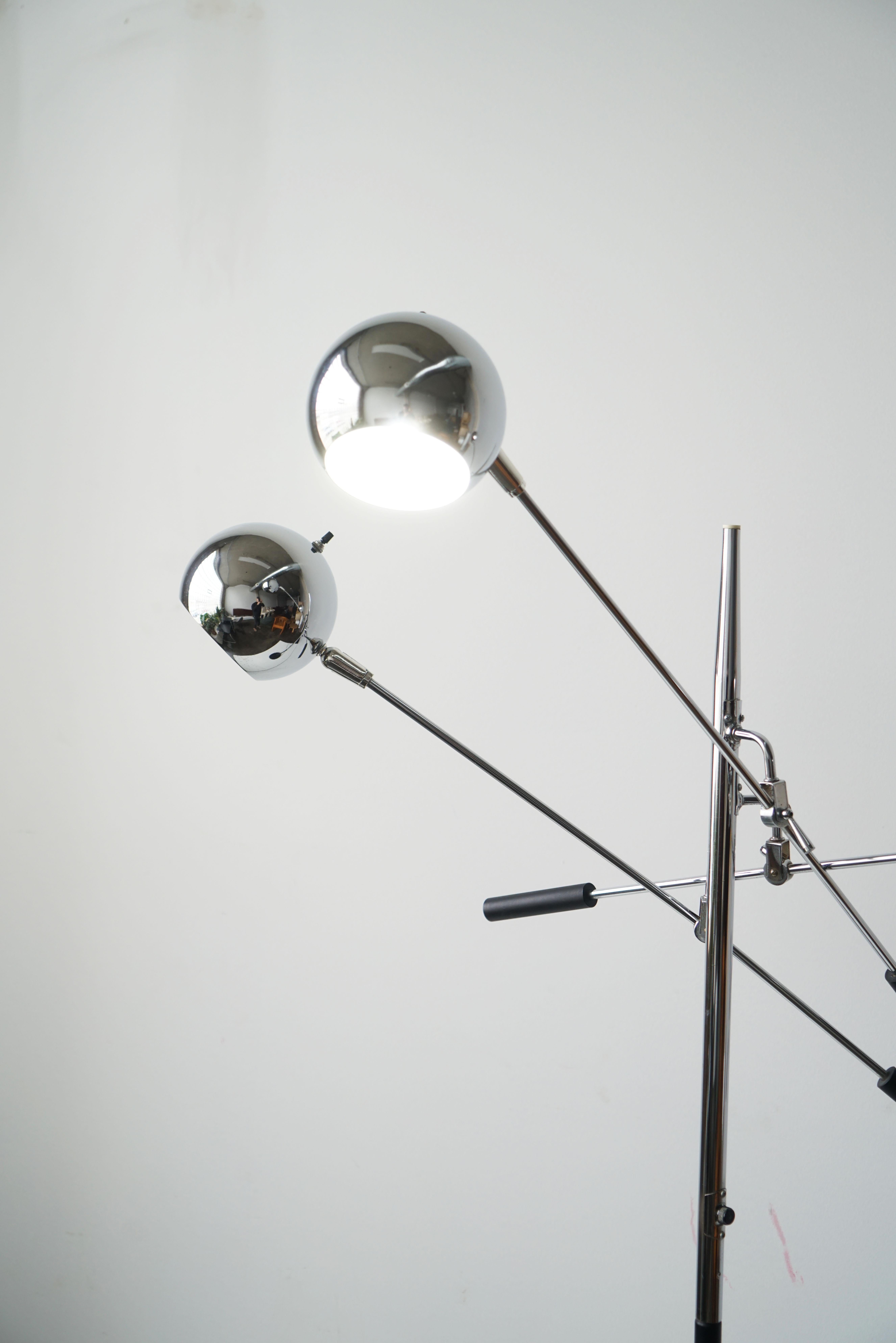 Vintage Robert Sonneman 3-Arm Triennale Orbiter Eyeball Adjustable Floor Lamp For Sale 1