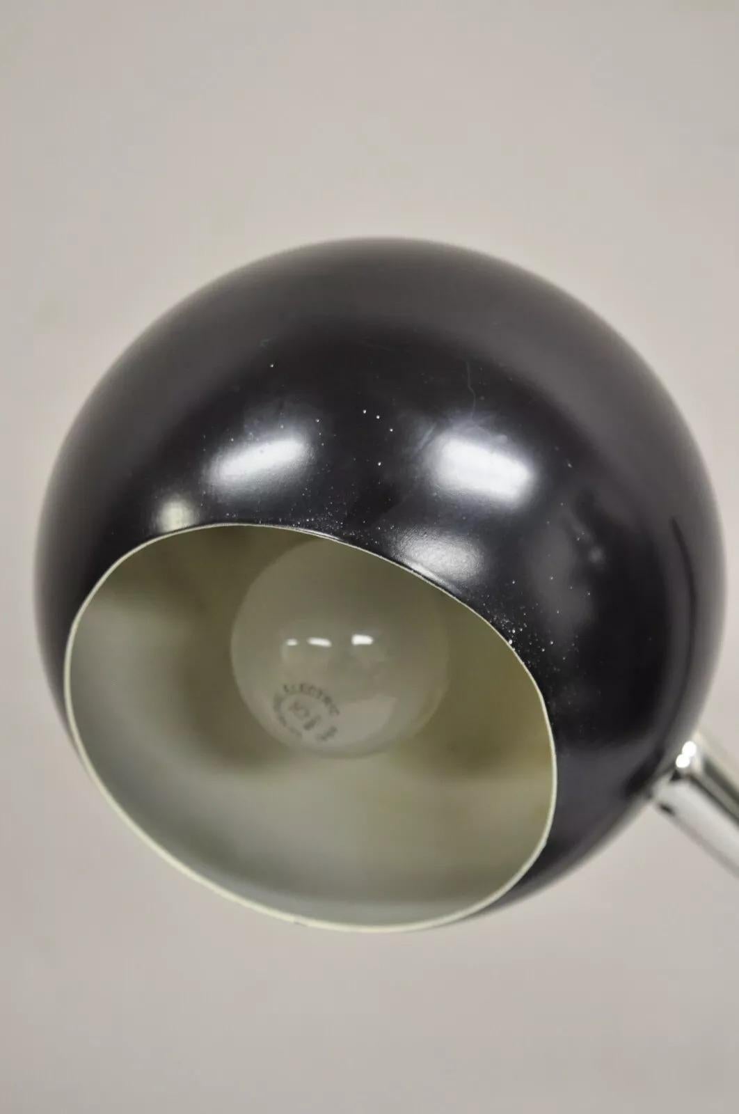 Sconosciuto Lampada da scrivania regolabile vintage Robert Sonneman Mid Century Modern Black Eyeball in vendita