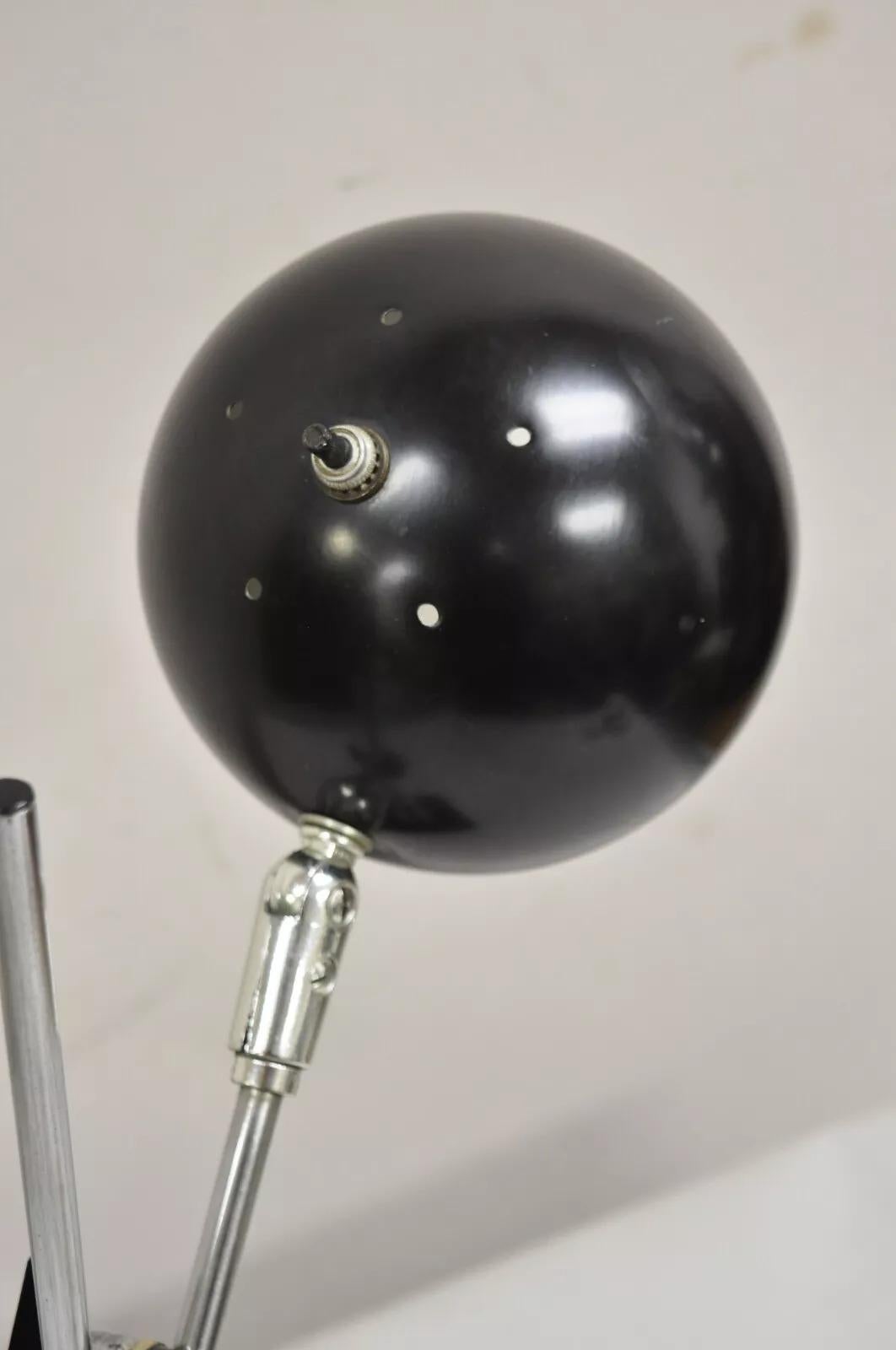 Lampada da scrivania regolabile vintage Robert Sonneman Mid Century Modern Black Eyeball in vendita 2