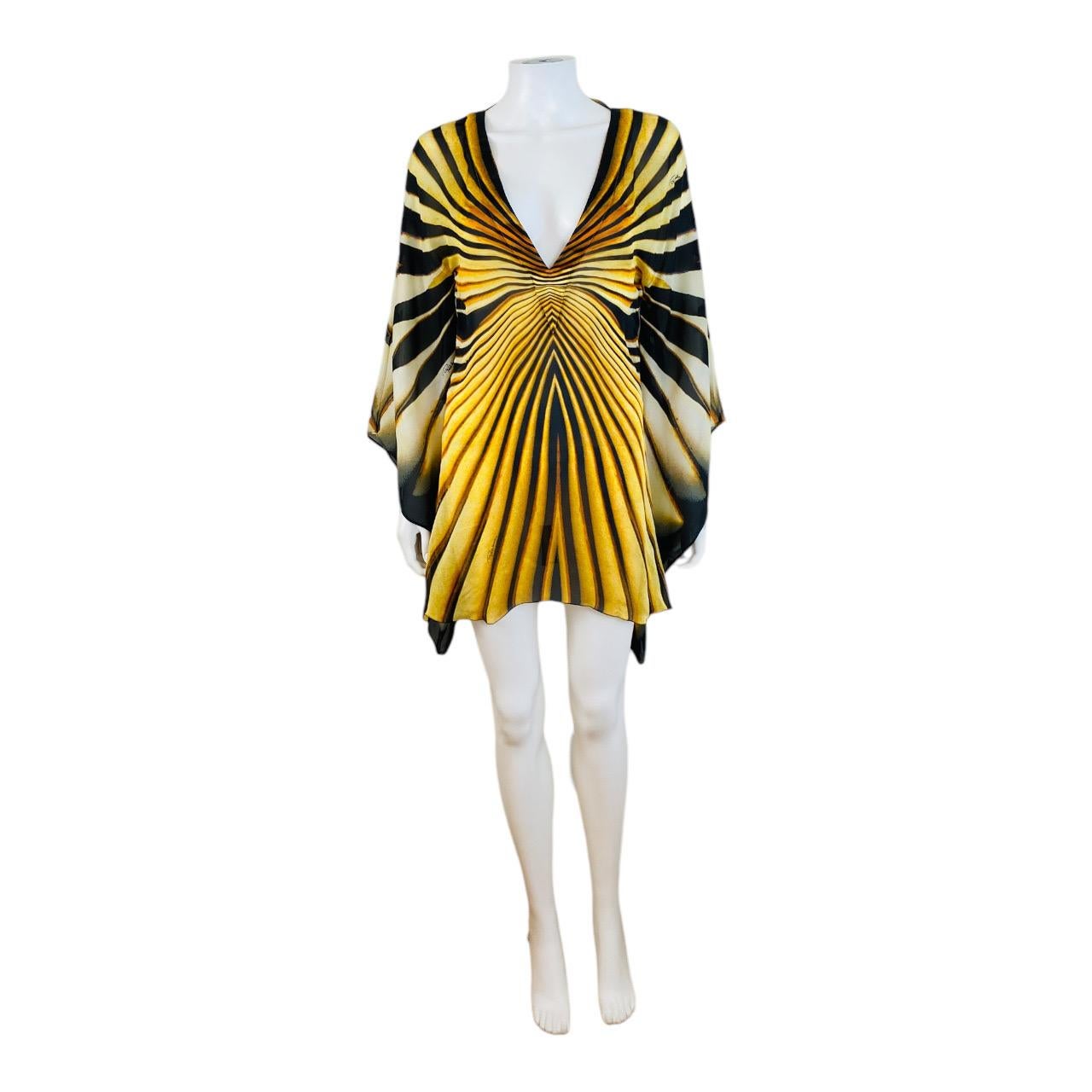 Vintage 2007 Y2K Roberto Cavalli Dress
Maxi version is in the collection of the Victoria & Albert Museum in London
Chiffon silk fabric printed with a black + yellow symmetrical pattern of stripes throughout
V neckline in front + back
Form fitting