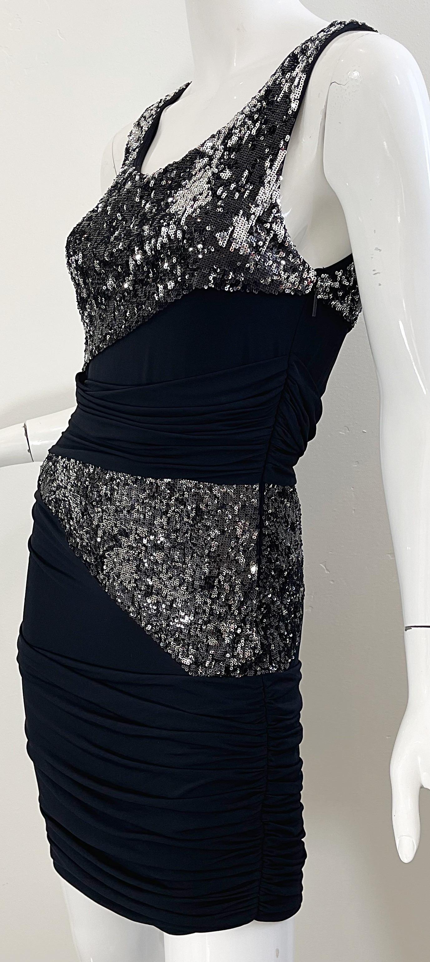 Vintage Roberto Cavalli Black + Silver Sequin Size 42 / 6 - 8 Y2K Mini Dress en vente 8