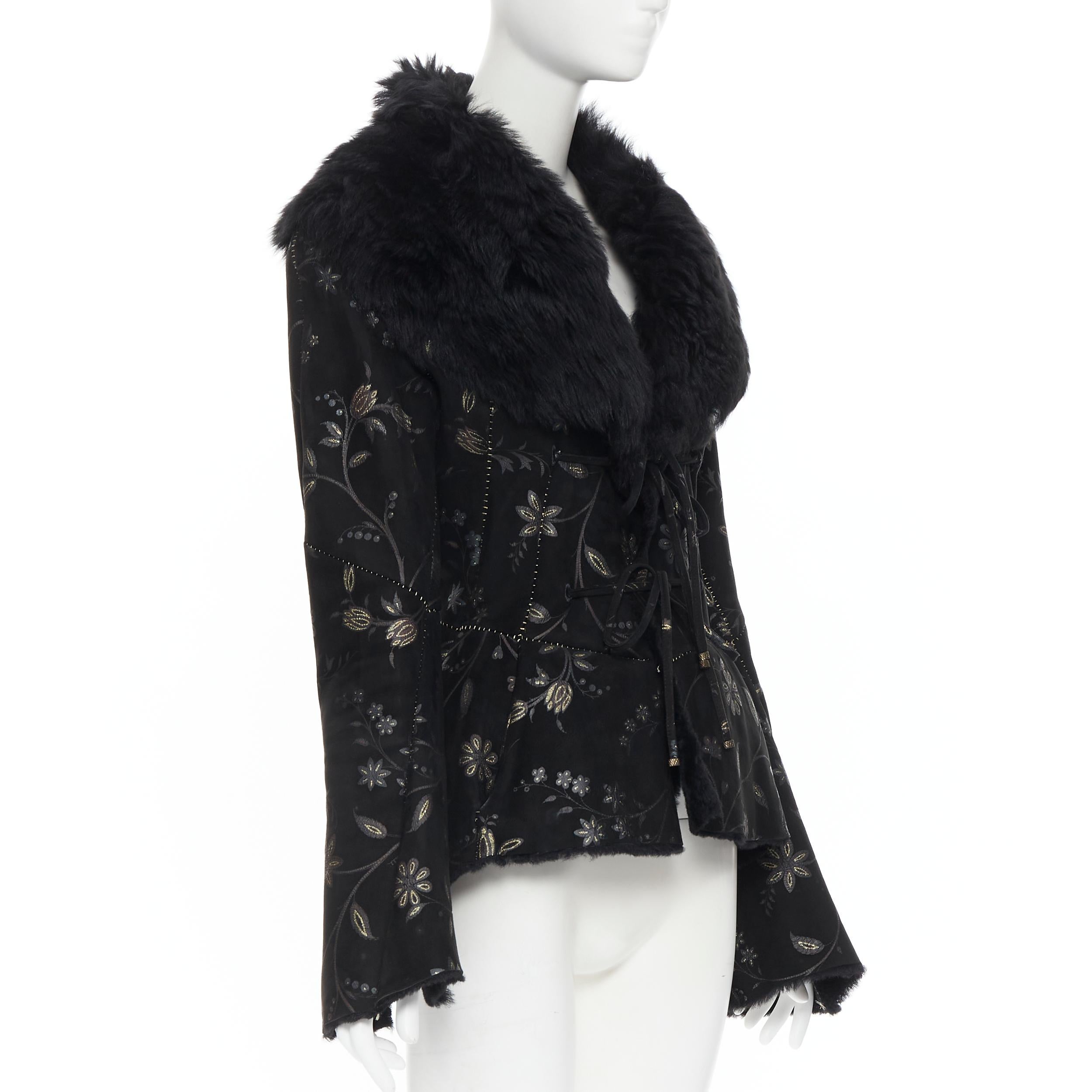 ROBERTO CAVALLI vintage in camoscio nero con stampa floreale e fodera in pelliccia, giacca con cintura IT44 M. In condizioni buone a Hong Kong, NT