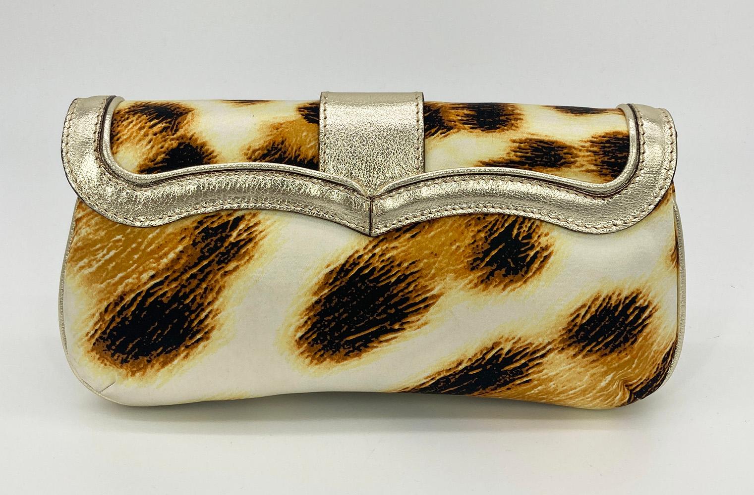 Vintage Roberto Cavalli Leopard Print Silk Sunflower Clutch Baguette in excellent condition. Leopard print silk trimmed with gold leather and brass hardware. Front snap flap closure opens to a gold leather and tan microsuede lined interior with one