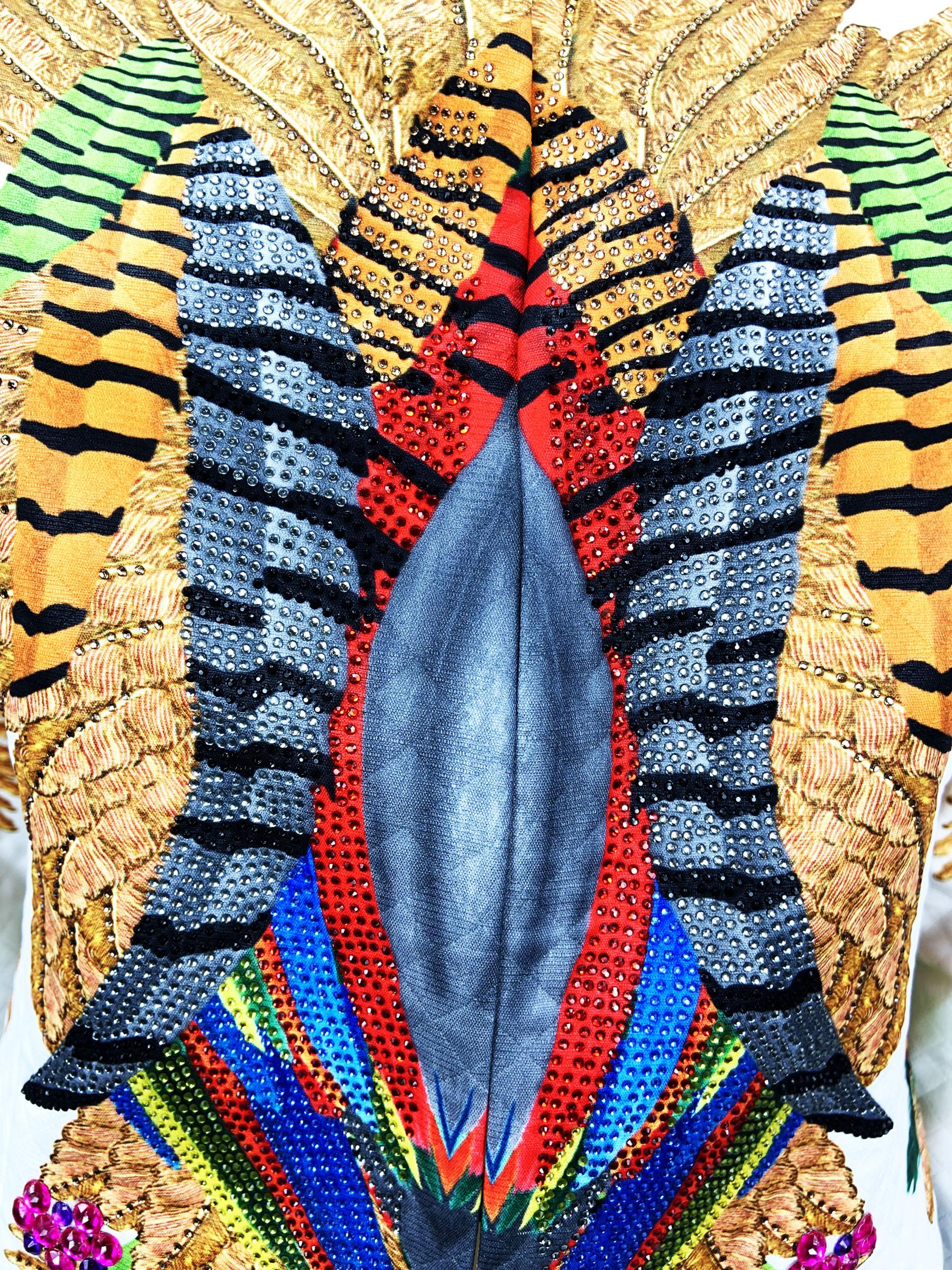 Costume pantalon vintage Roberto Cavalli matelassé orné de plumes et de cristaux  40 en vente 4