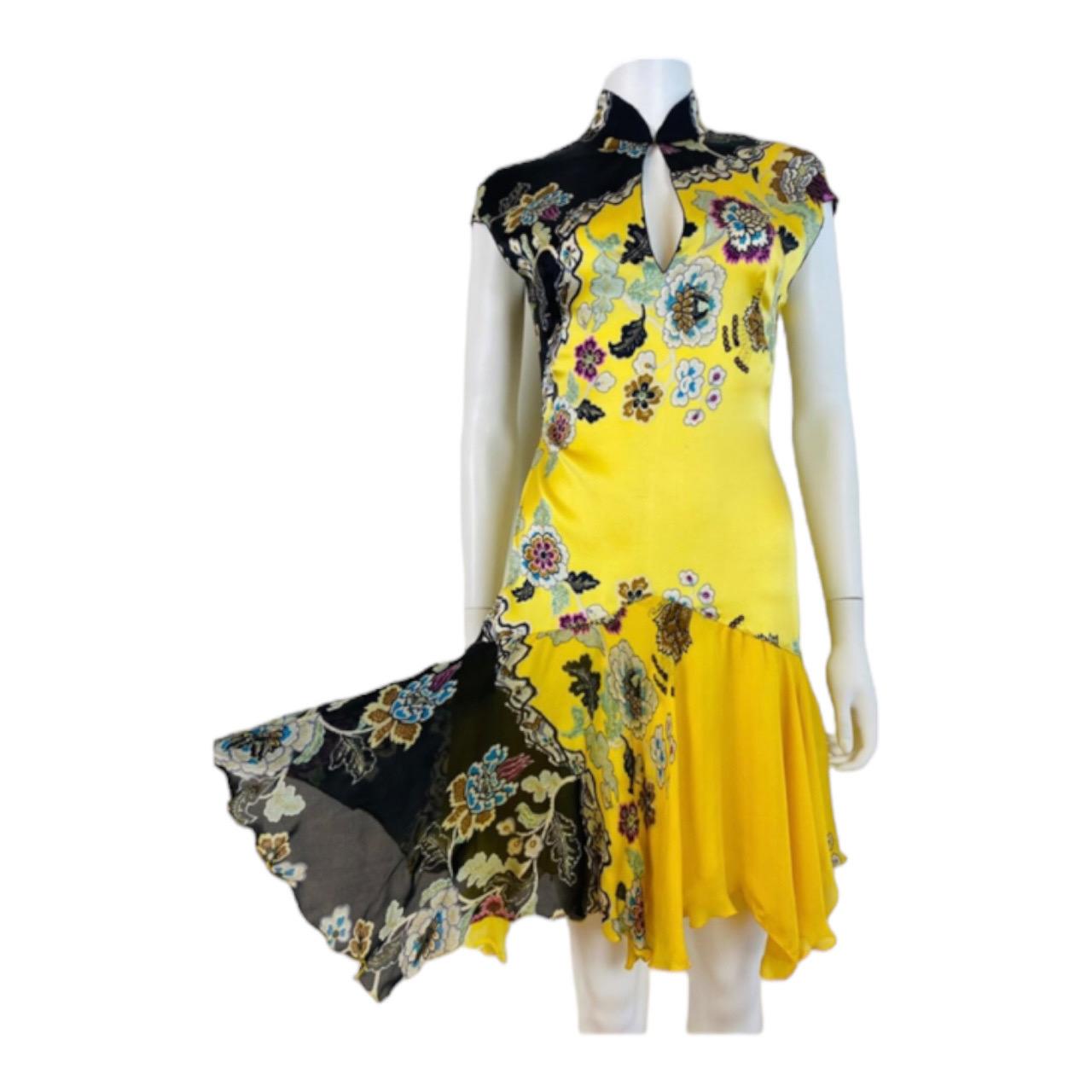 Women's Vintage Roberto Cavalli S/S 2003 Chinoiserie Yellow Floral Silk Mini Dress For Sale