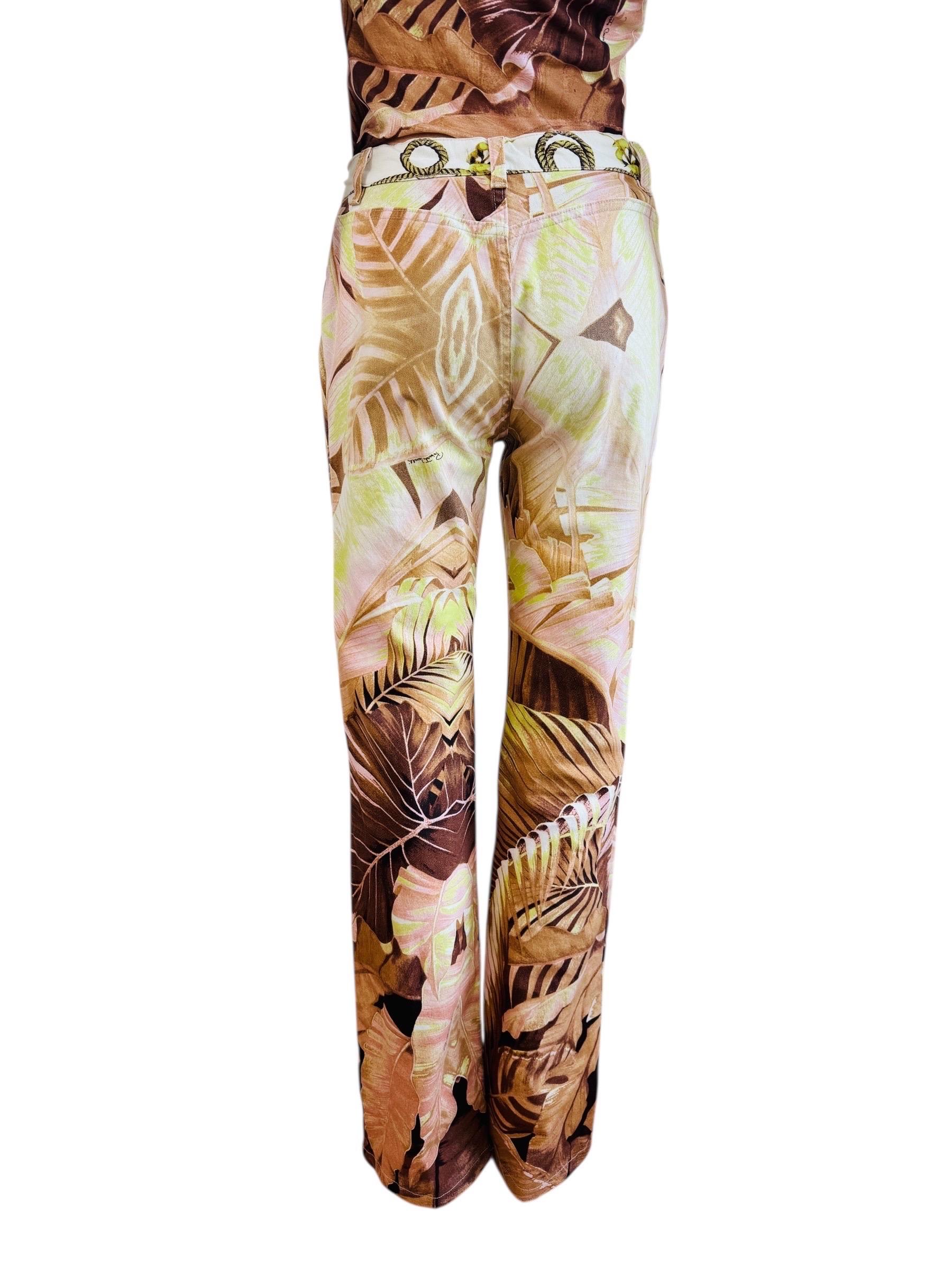Vintage Roberto Cavalli P/E 2003 Tropical Palm Print Off Shoulder Top Pants Jean in vendita 5