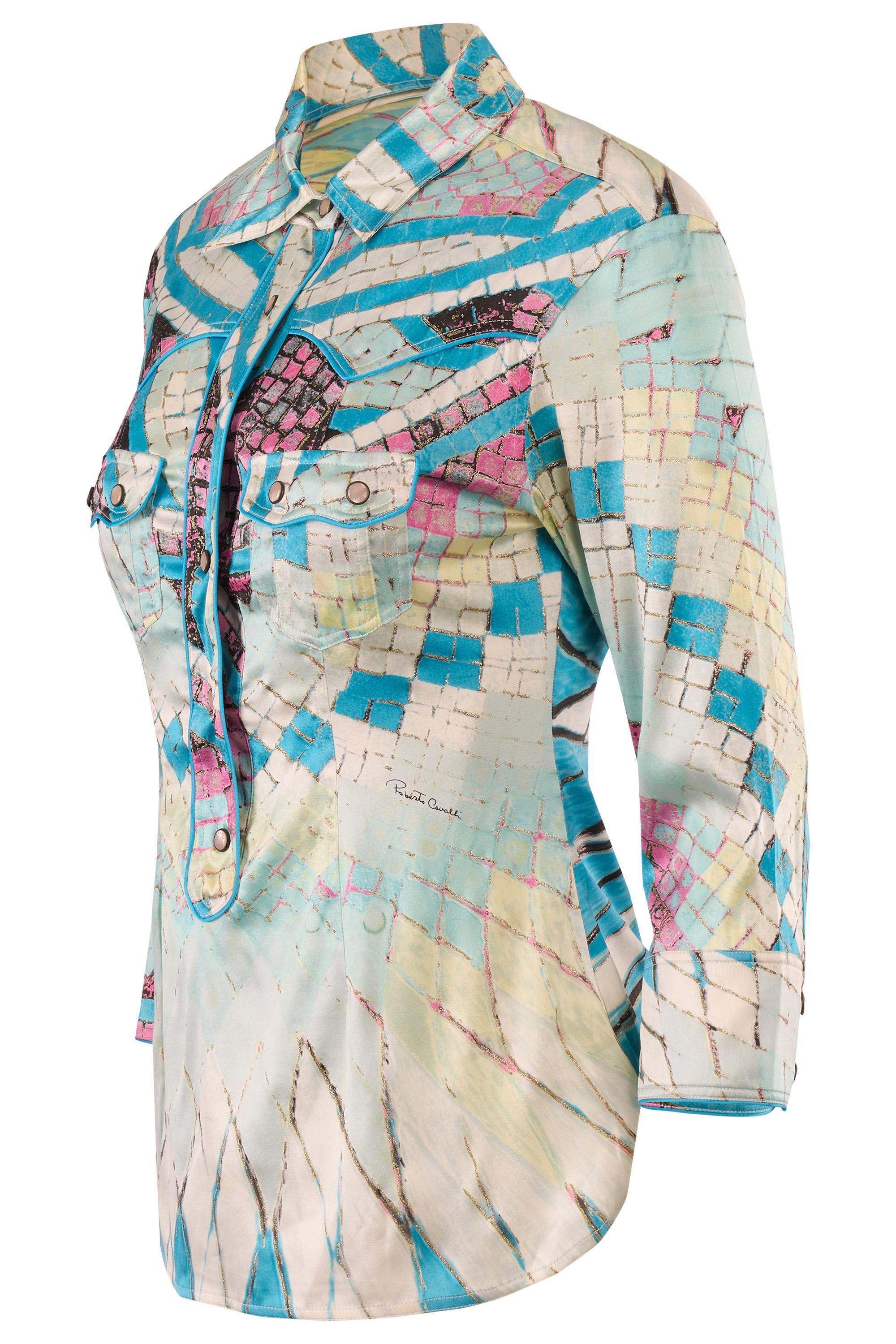 Vintage Spring Summer 2004 Roberto Cavalli print shirt. Feature a blue and pink print all over, with some gold details , fitted silhouette, collar and cowboy shirt inspiration, 1/2 sleeves. Fastens with front buttons. In excellent vintage condition.