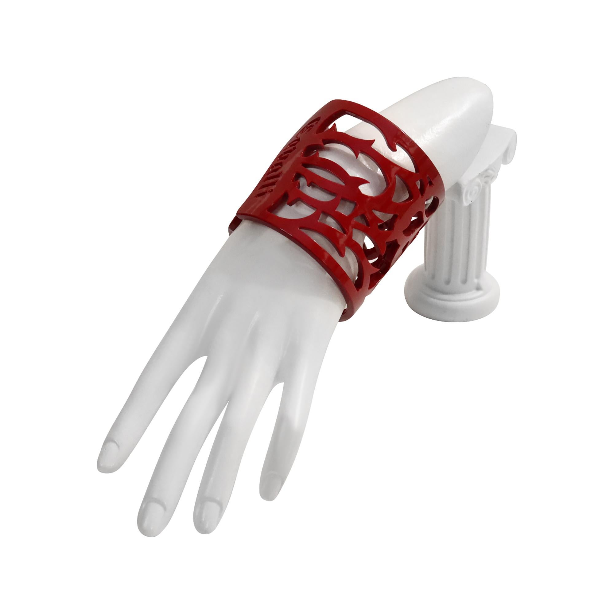 Vintage Roberto Cavalli Brazalete ancho de resina roja  Pulsera Circa años 90 en venta 4