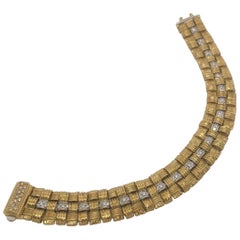 Vintage Roberto Coin 18 karat "Appassionata" Bracelet with 1.18 Carat of Diamond