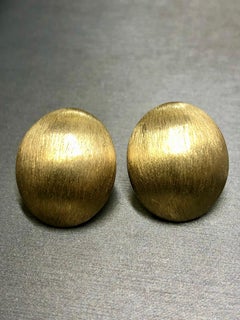 Vintage ROBERTO COIN 18K Brushed Oval Puffed Huggie Earrings Omega Backs