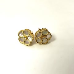 Vintage Roberto Coin 18K YG Mother of Pearl and Diamond Daisy Earrings #15412