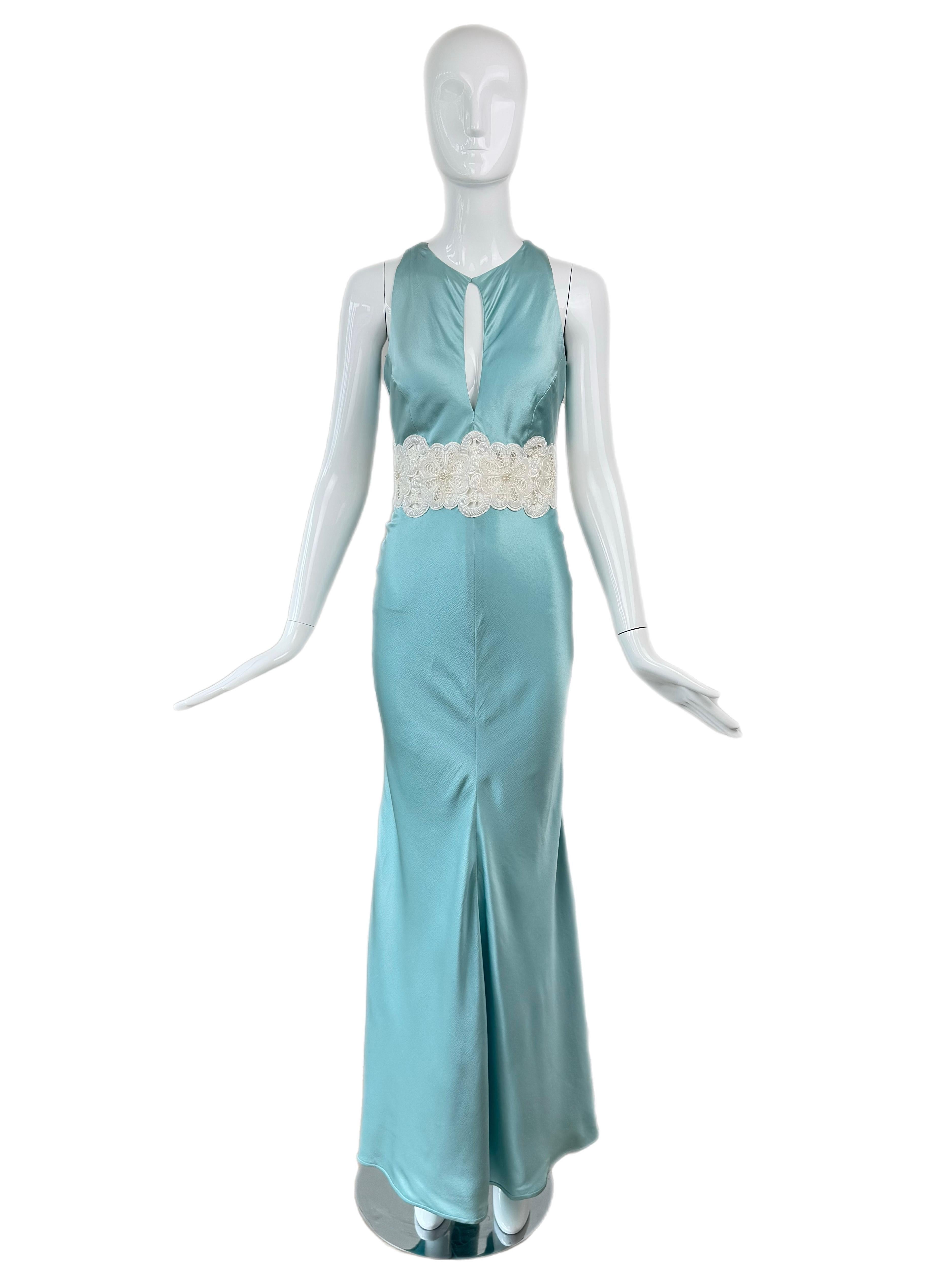 Vintage Robin's Egg Blue Silk Dress w. Robe longue avec perles au centre de la robe en vente 5