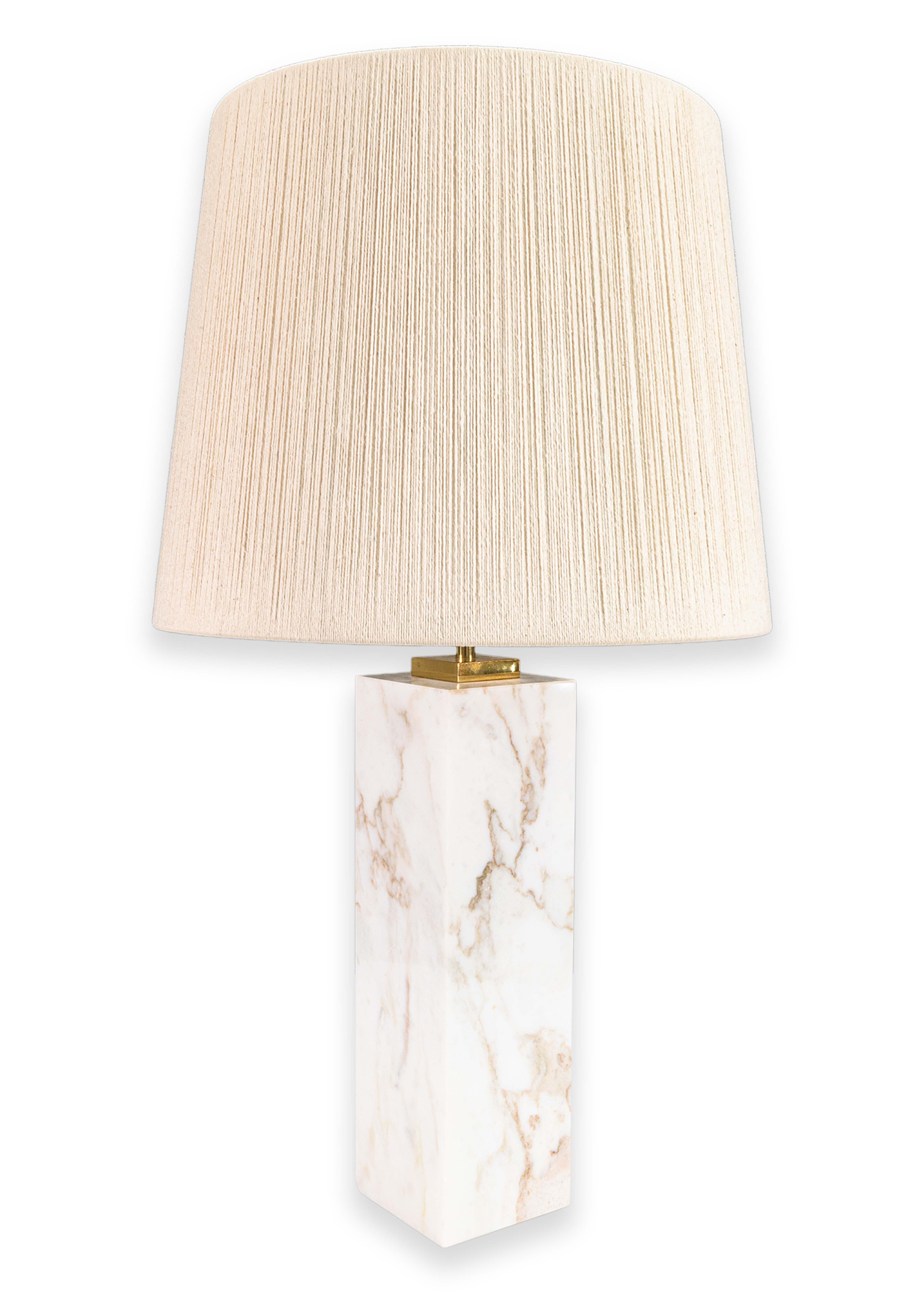 Lampe de table vintage Robsjohn Gibbings pour Hansen New York Base en laiton et marbre en vente 1