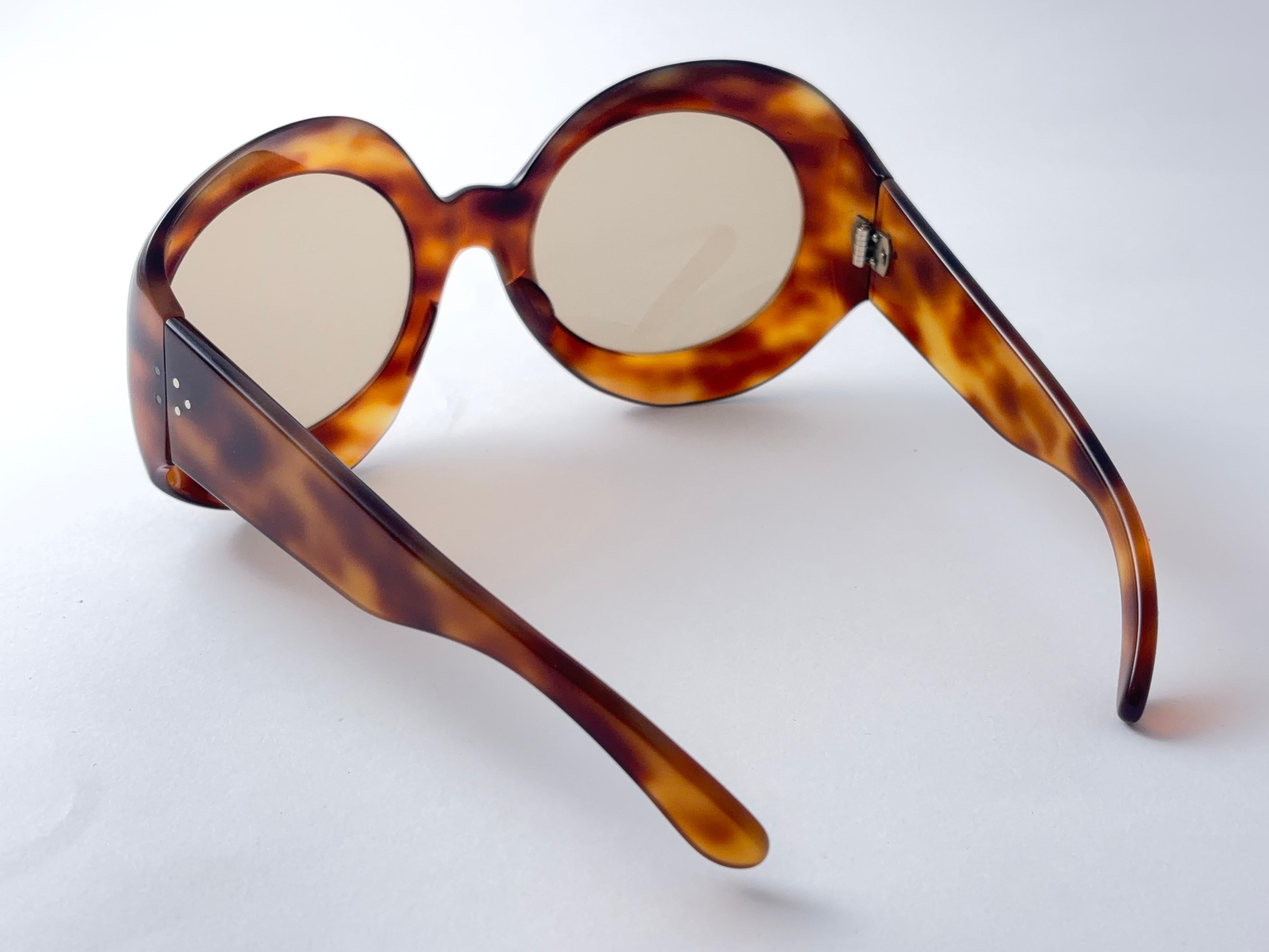 Vintage Robuste große überdimensionale Schildkröte 1960 Sonnenbrille Made in France im Zustand „Hervorragend“ im Angebot in Baleares, Baleares