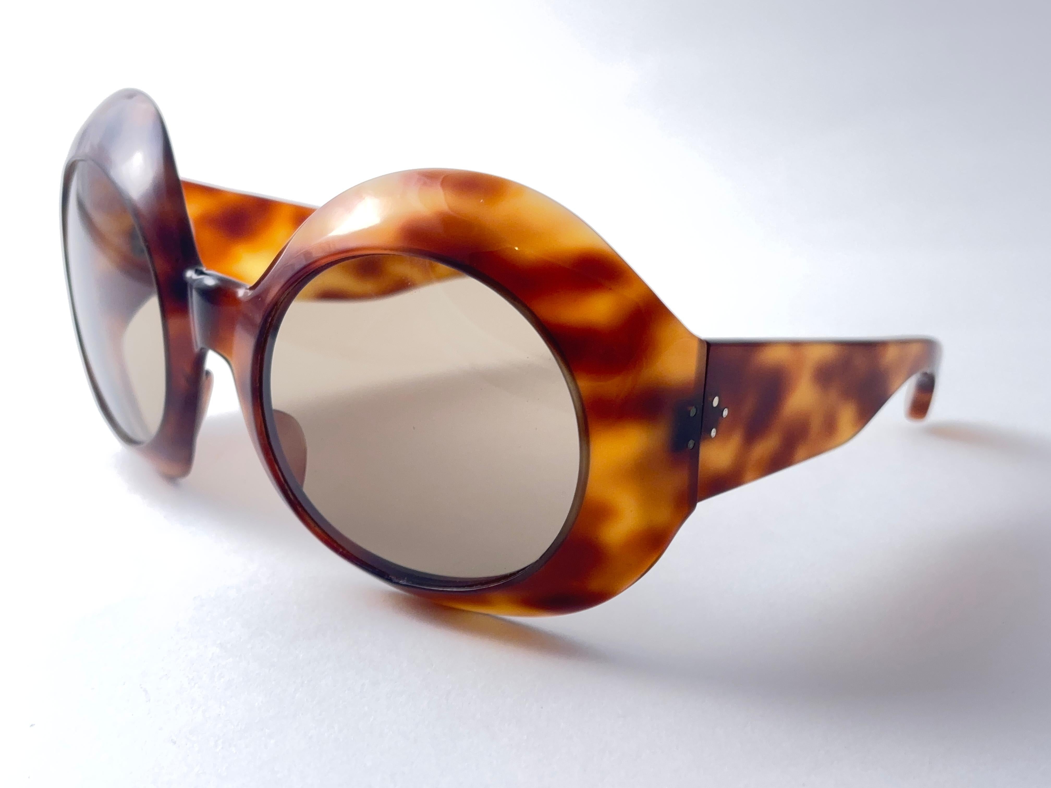 Vintage Robuste große überdimensionale Schildkröte 1960 Sonnenbrille Made in France im Angebot 1