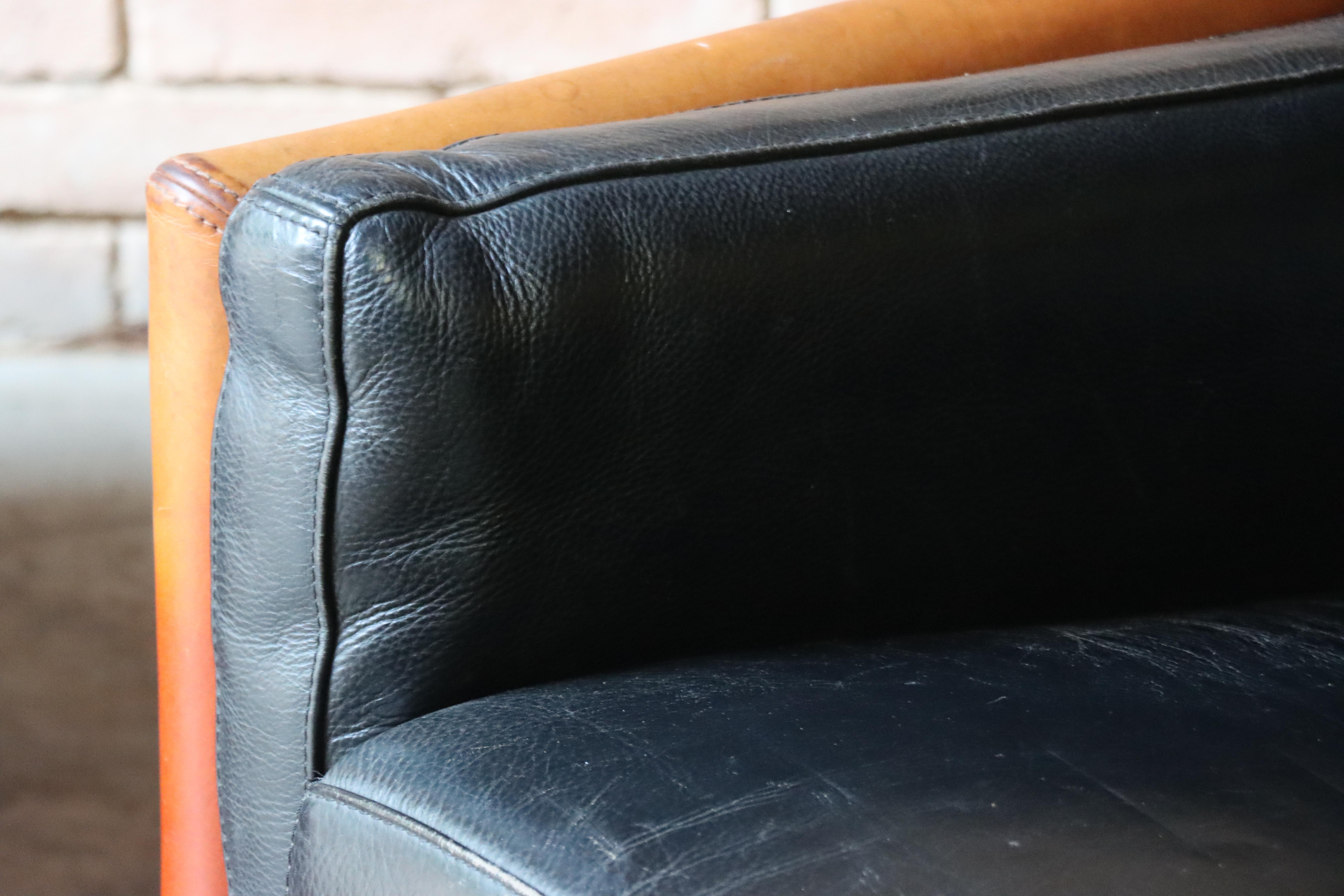 Vintage Roche Bobois Leather Lounge Chair and Ottoman 3