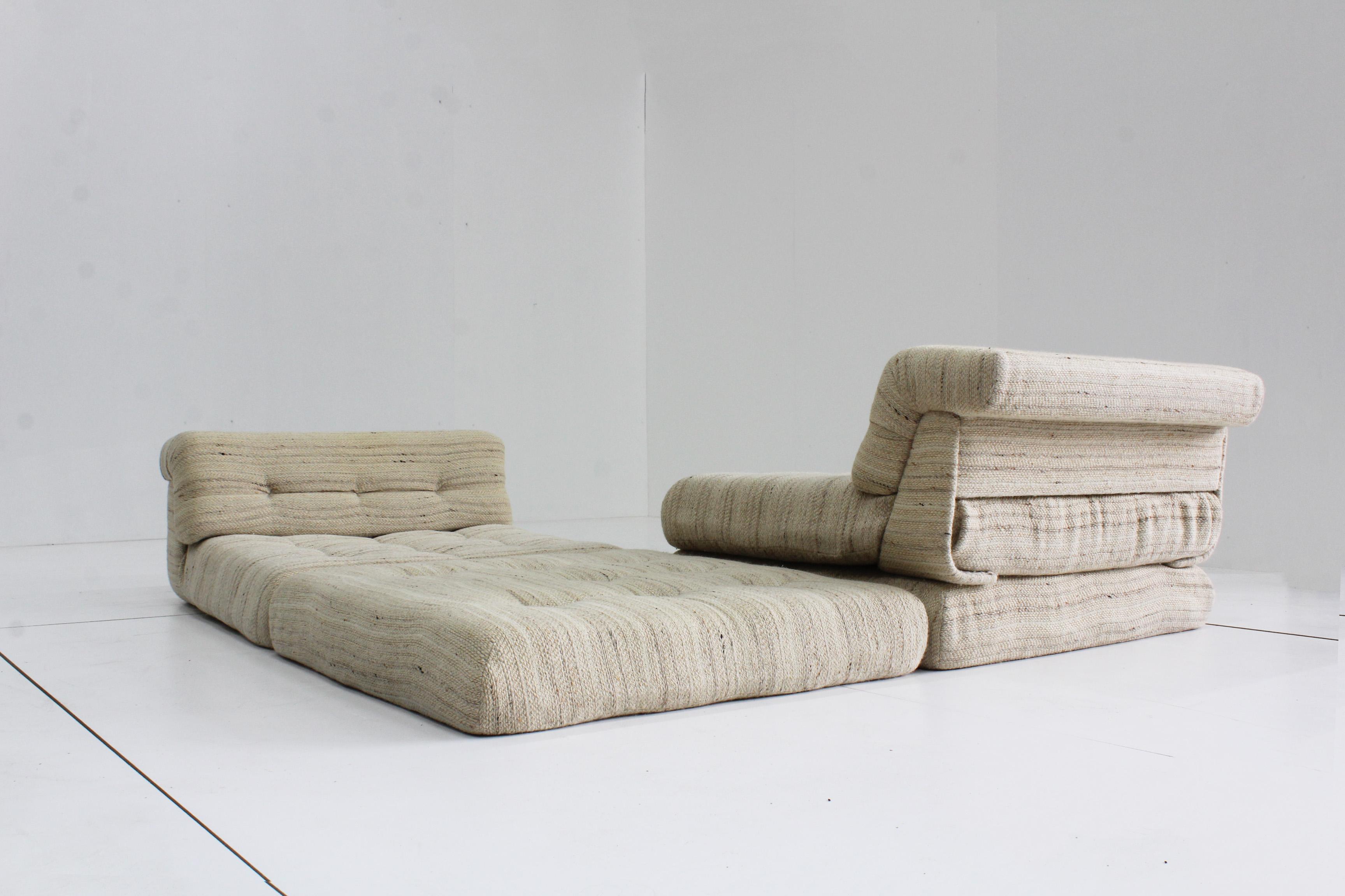 Cotton Vintage Roche Bobois Mah Jong sofa linen 6 pieces design by Hans Hopfer