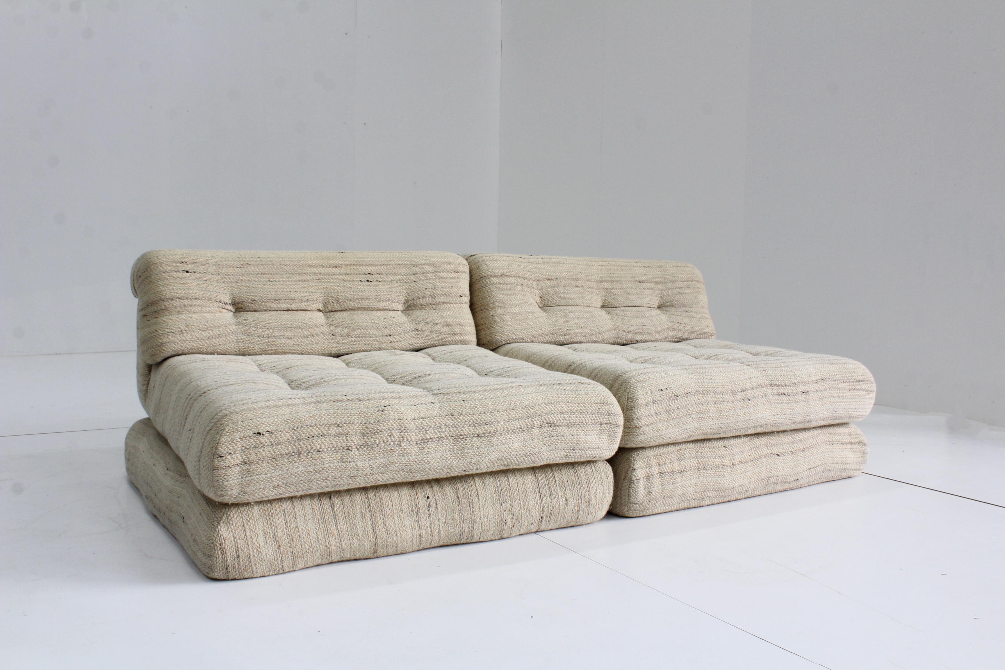 Vintage Roche Bobois Mah Jong sofa linen 6 pieces design by Hans Hopfer 9