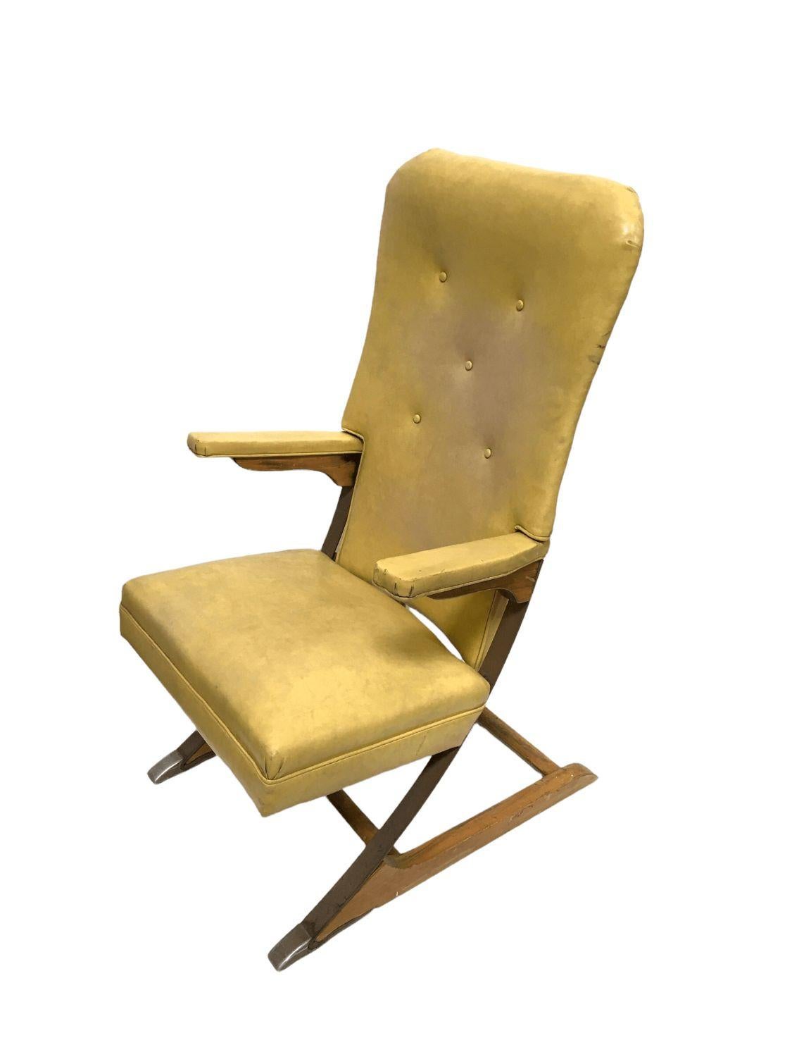 20ième siècle Vieille chaise Rock-a-Chair Cantilever Rocker Chair en vinyle doré de moisson en vente