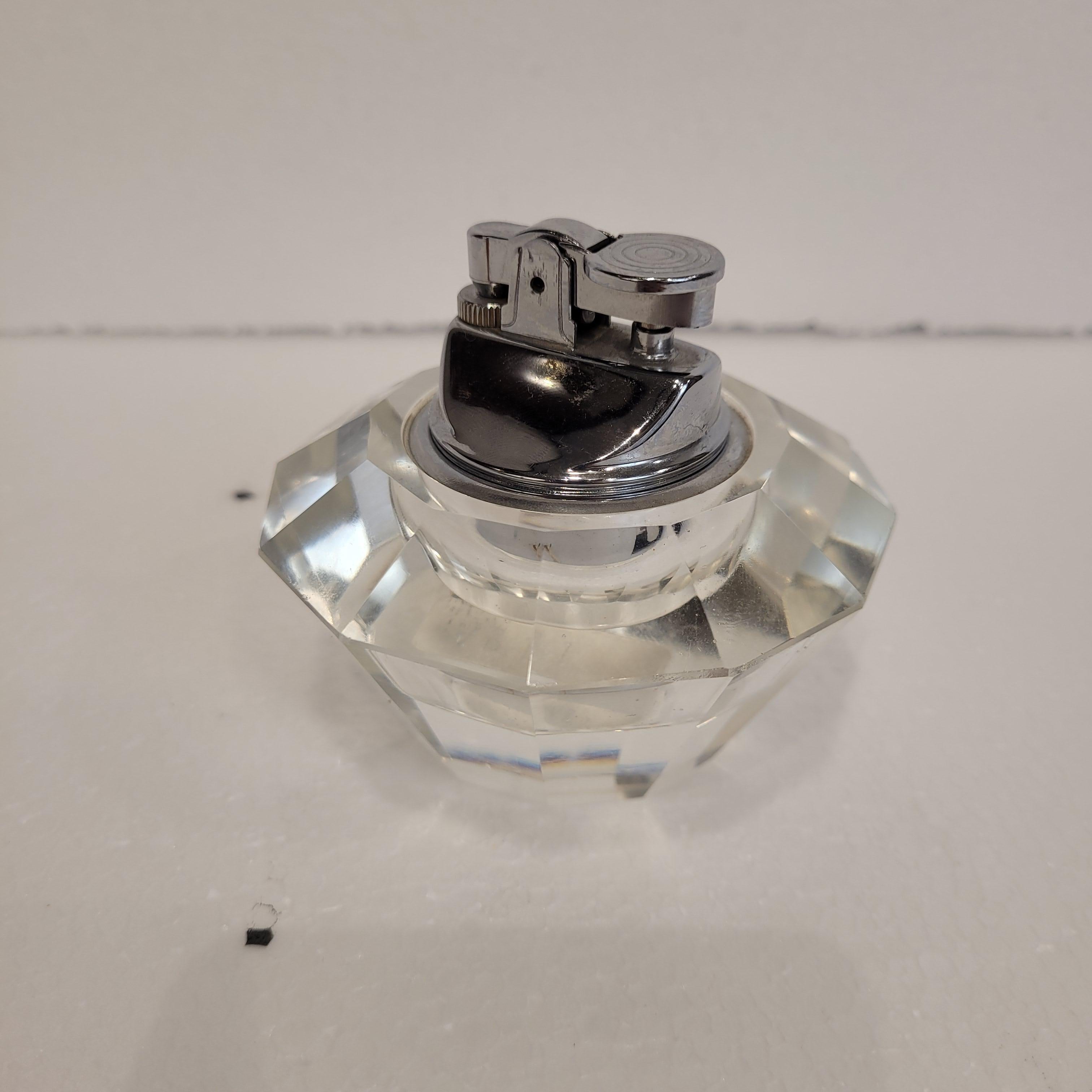 Briquet de table vintage en cristal de roche et métal Italie du milieu du siècle dernier Unisexe en vente