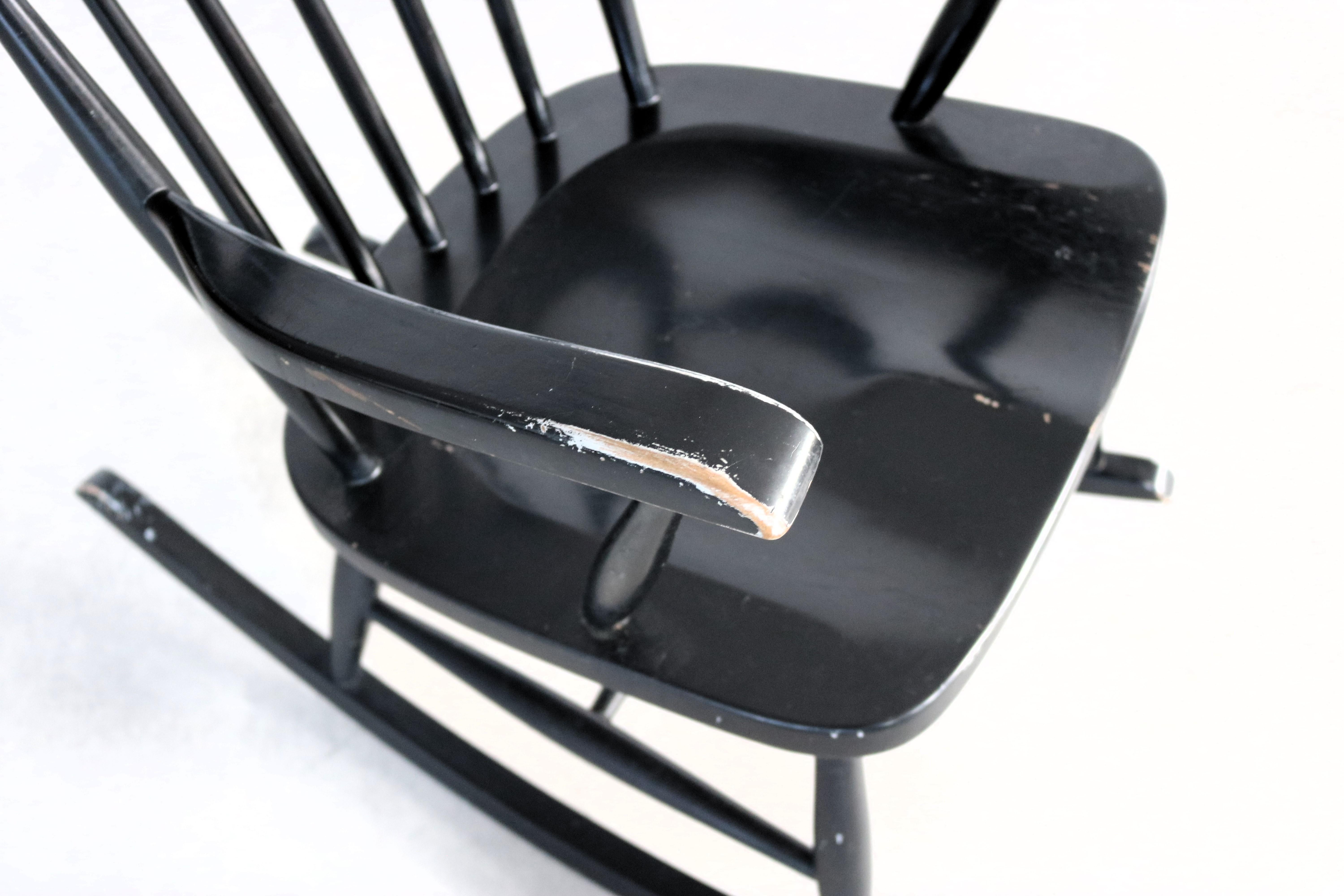Milieu du XXe siècle chaise à bascule vintage  chaise  60's en vente